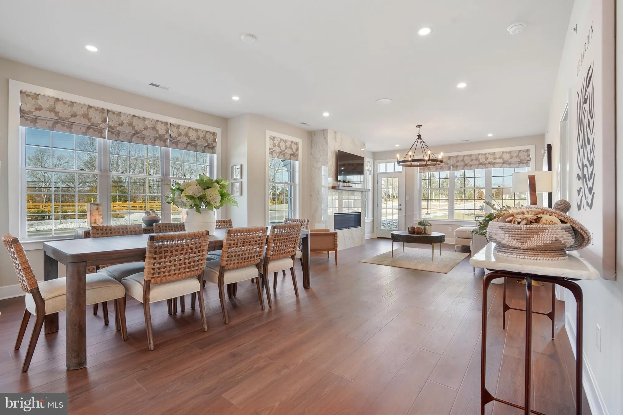 Property Slideshow image 9 of 48 | 508 fullerton farm ct, Warrington, PA, 18976
