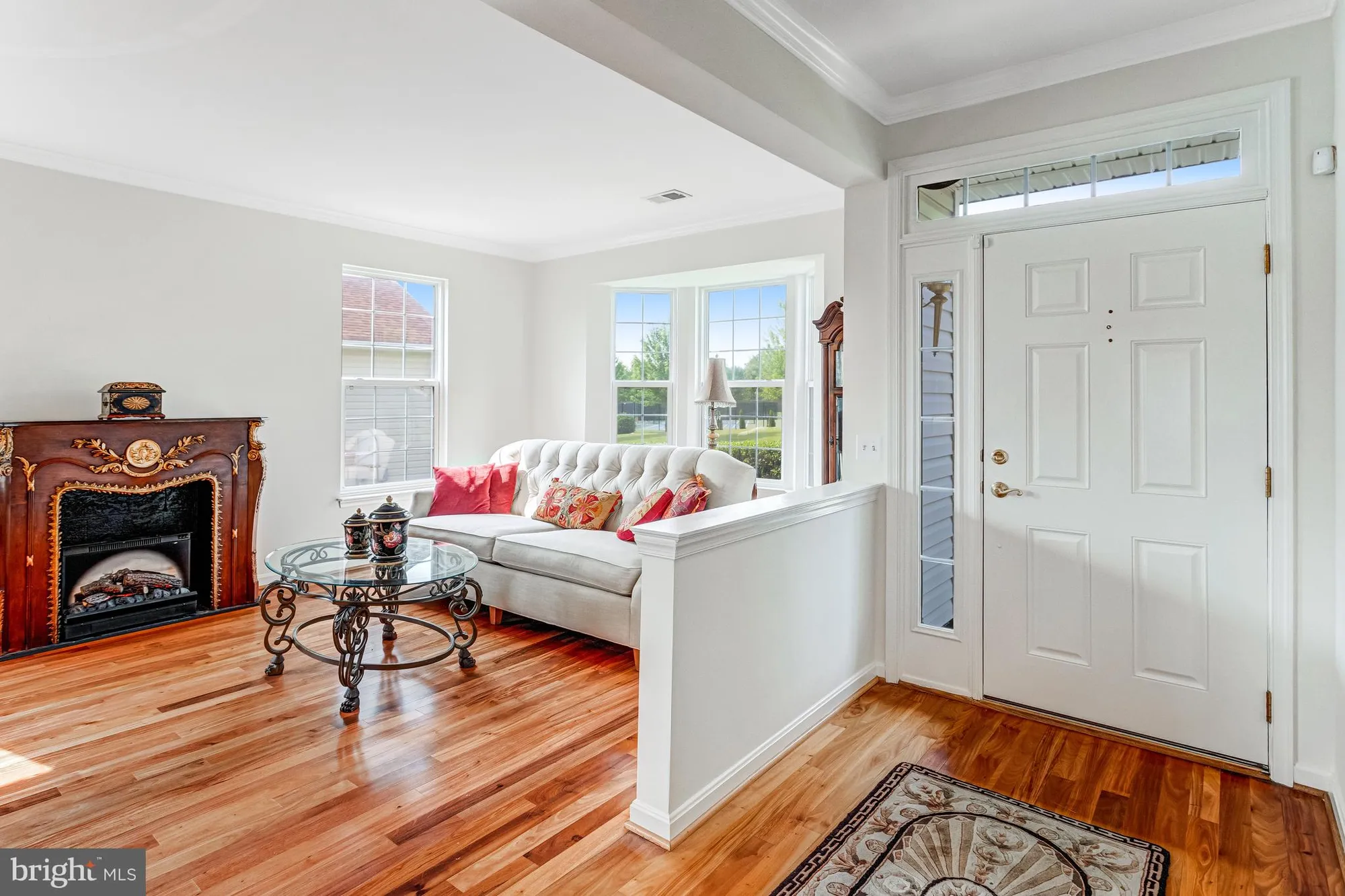 Property Slideshow image 5 of 45 | 16453 sparkling brook loop, Dumfries, VA, 22025