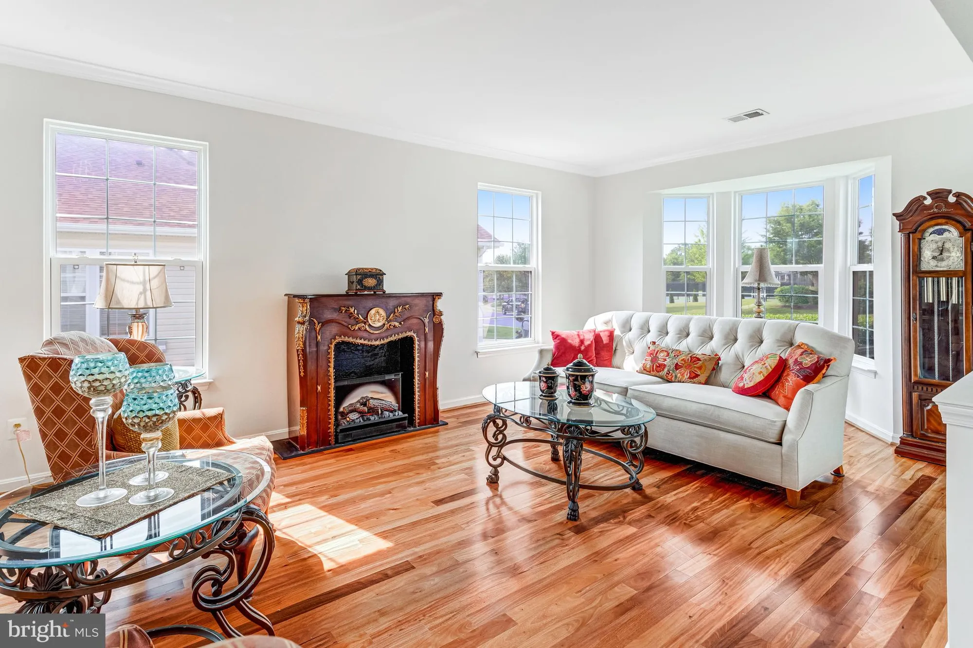 Property Slideshow image 7 of 45 | 16453 sparkling brook loop, Dumfries, VA, 22025