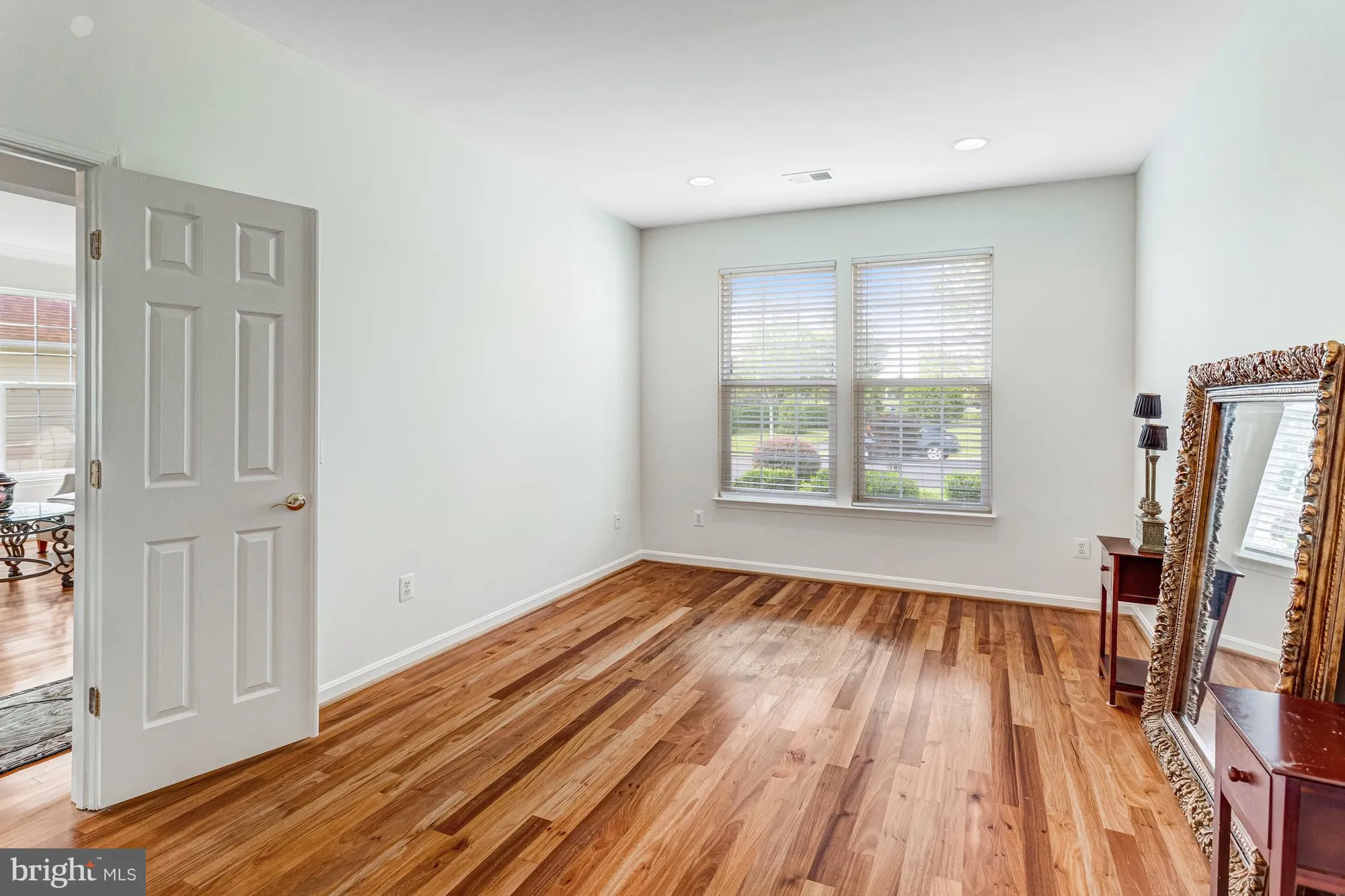 Property Slideshow image 26 of 45 | 16453 sparkling brook loop, Dumfries, VA, 22025