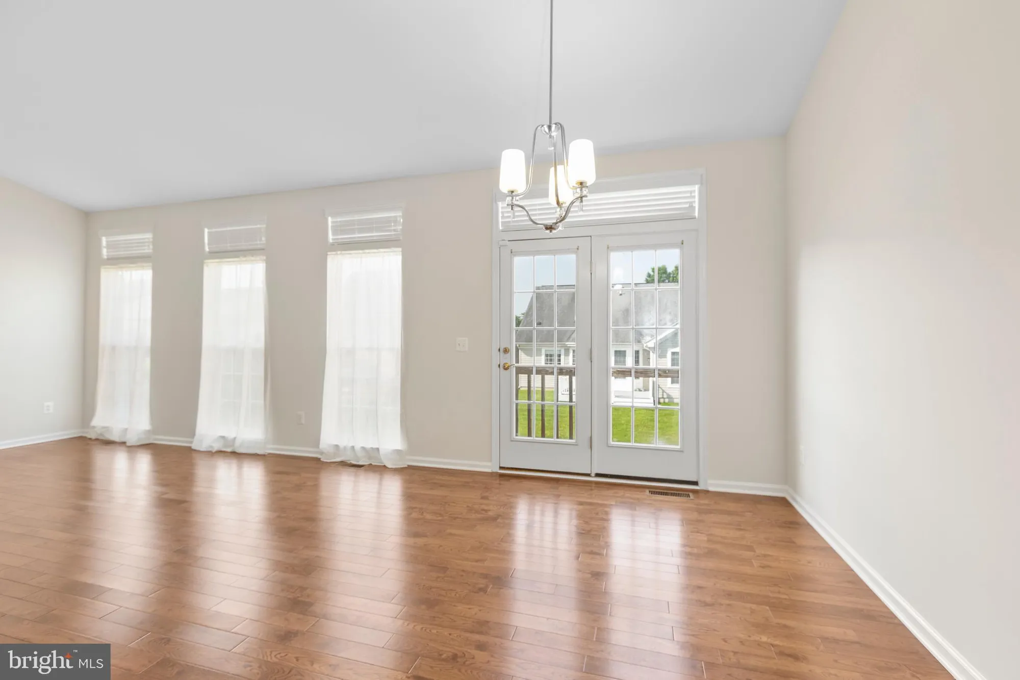 Property Slideshow image 16 of 45 | 5910 w carnifex ferry rd, Fredericksburg, VA, 22407