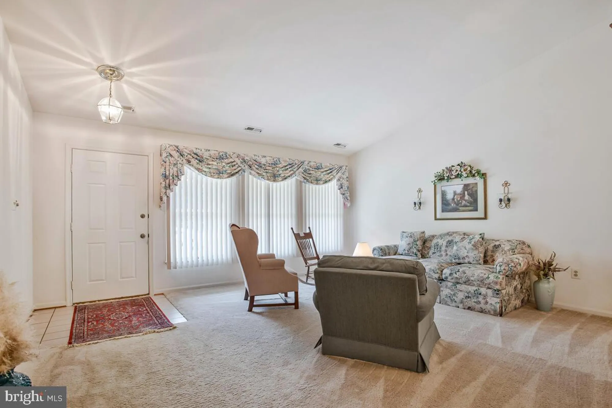 Property Slideshow image 10 of 53 | 2828 berth ct, Annapolis, MD, 21401