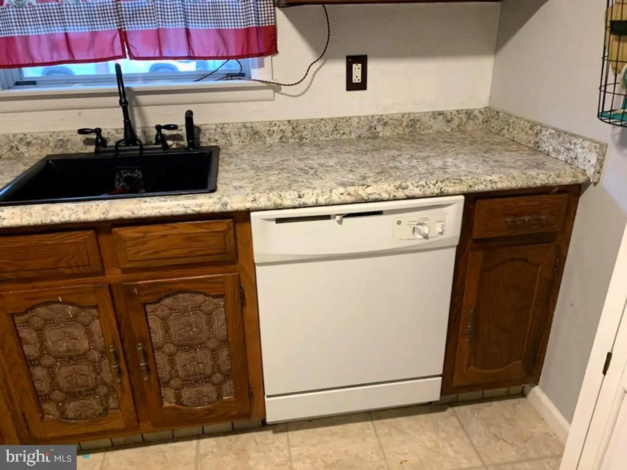 Property Slideshow image 7 of 20 | 11b walnut rd, Manahawkin, NJ, 08050