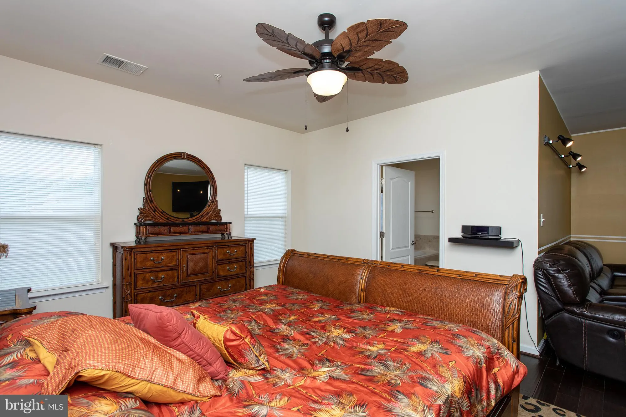 Property Slideshow image 36 of 54 | 11257 yellowstone ct, White Plains, MD, 20695