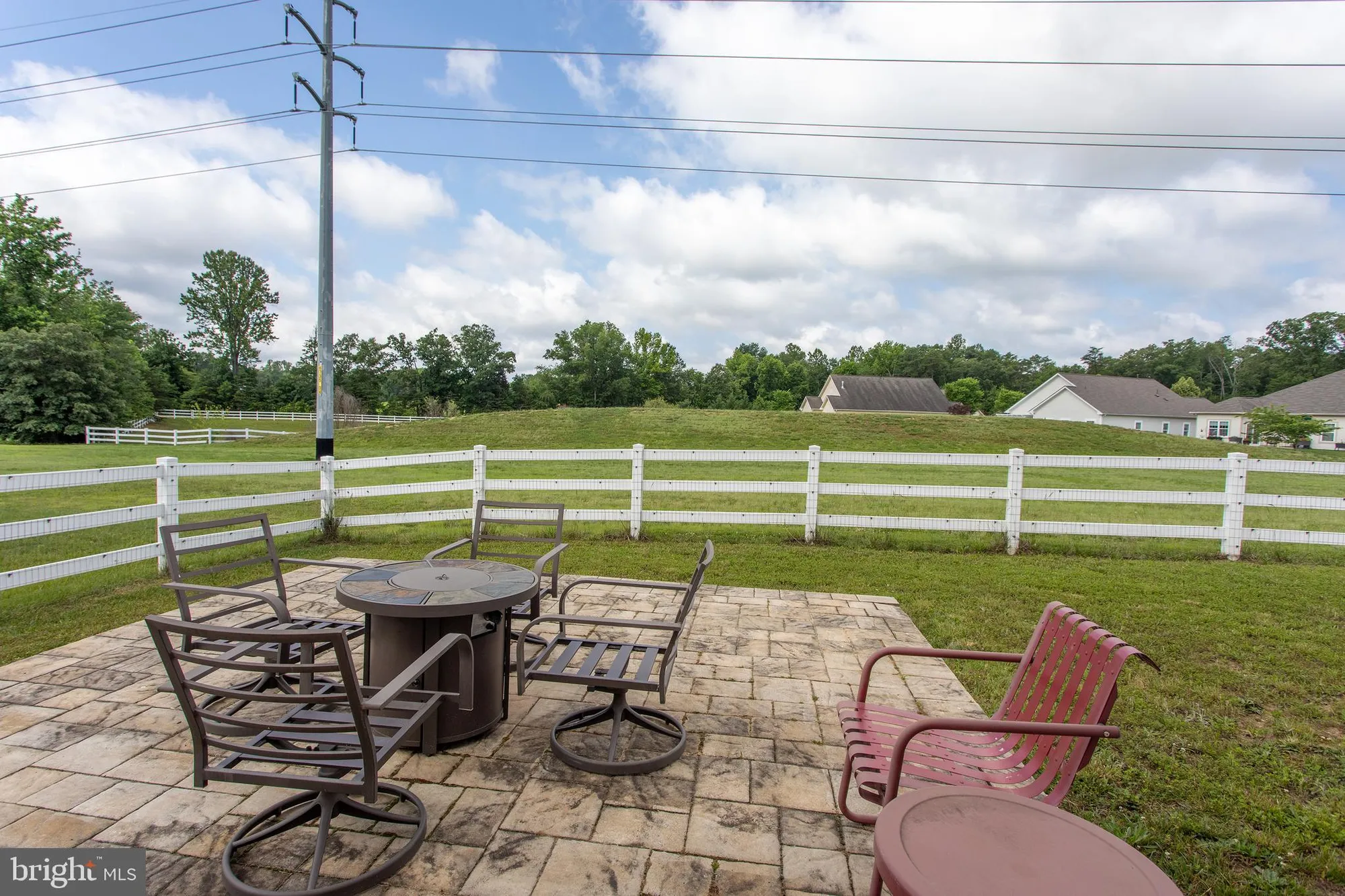 Property Slideshow image 43 of 54 | 11257 yellowstone ct, White Plains, MD, 20695