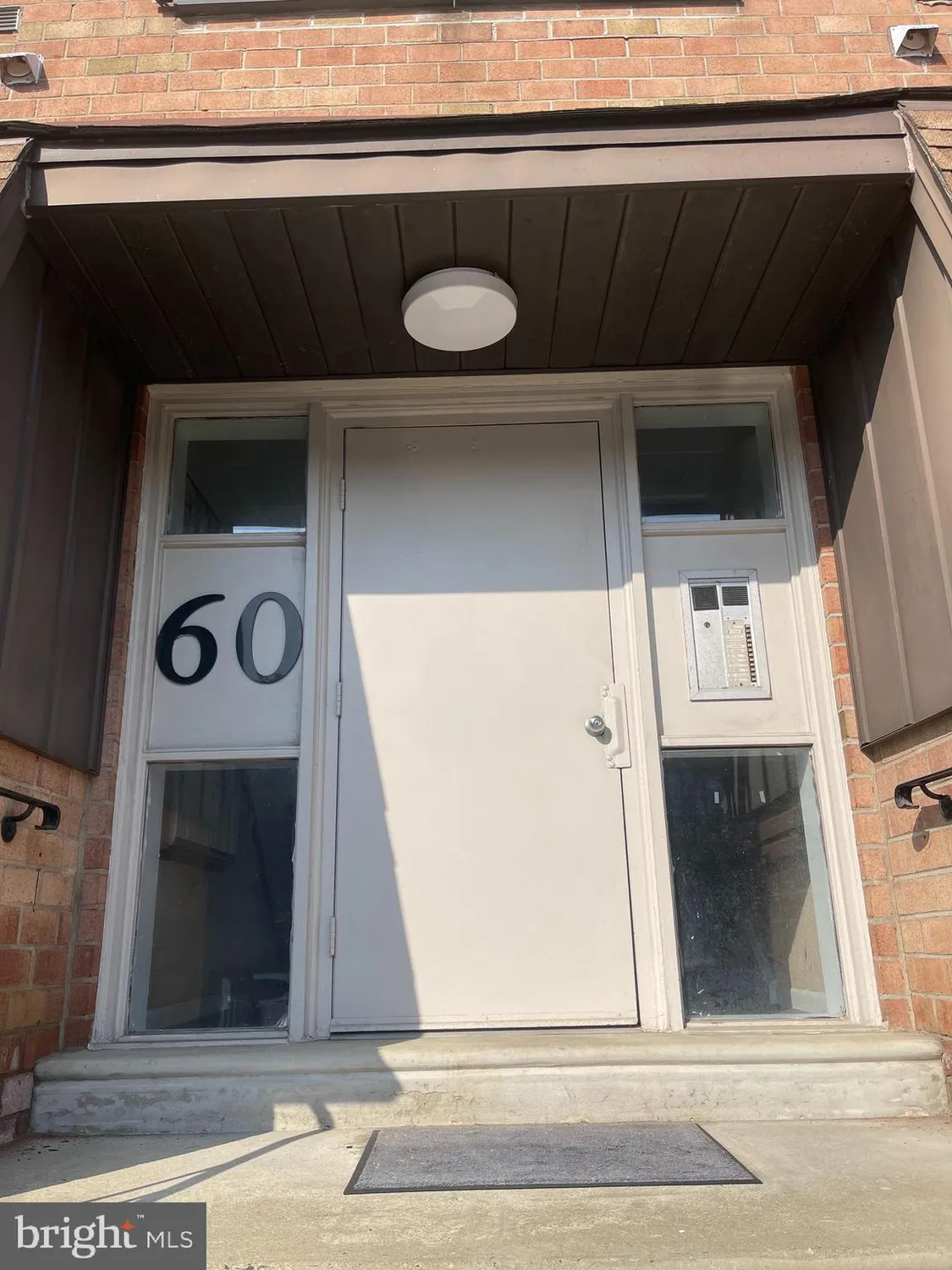 Property Slideshow image 4 of 49 | 60201 delaire landing rd # 201, Philadelphia, PA, 19114