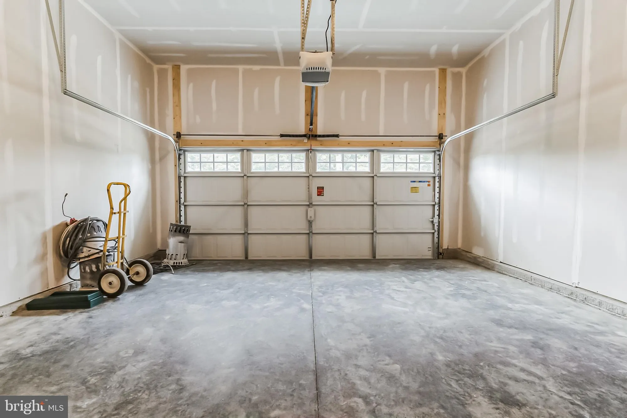 Property Slideshow image 2 of 24 | 113 gentle slope way gentle slope way 297, Gettysburg, PA, 17325