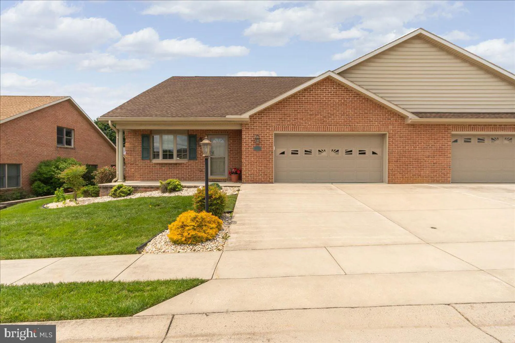 Property Slideshow image 2 of 51 | 13336 marquise dr, Hagerstown, MD, 21742