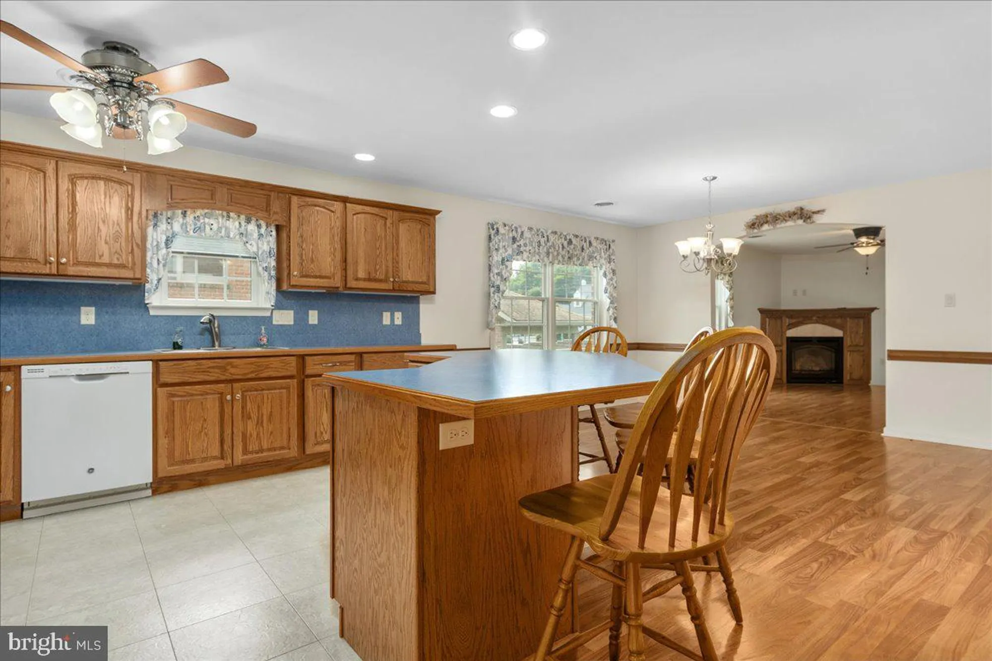 Property Slideshow image 11 of 51 | 13336 marquise dr, Hagerstown, MD, 21742