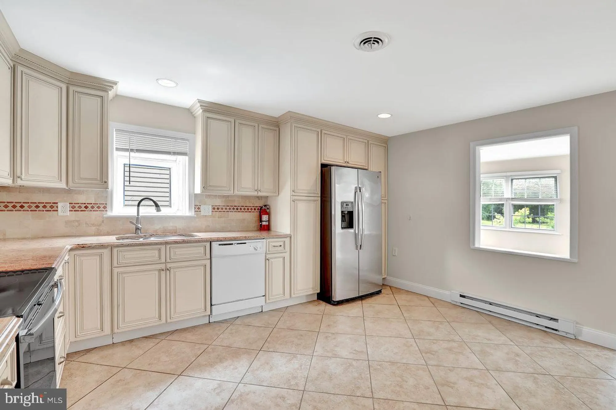 Property Slideshow image 10 of 20 | 63 marlborough dr, Southampton, NJ, 08088