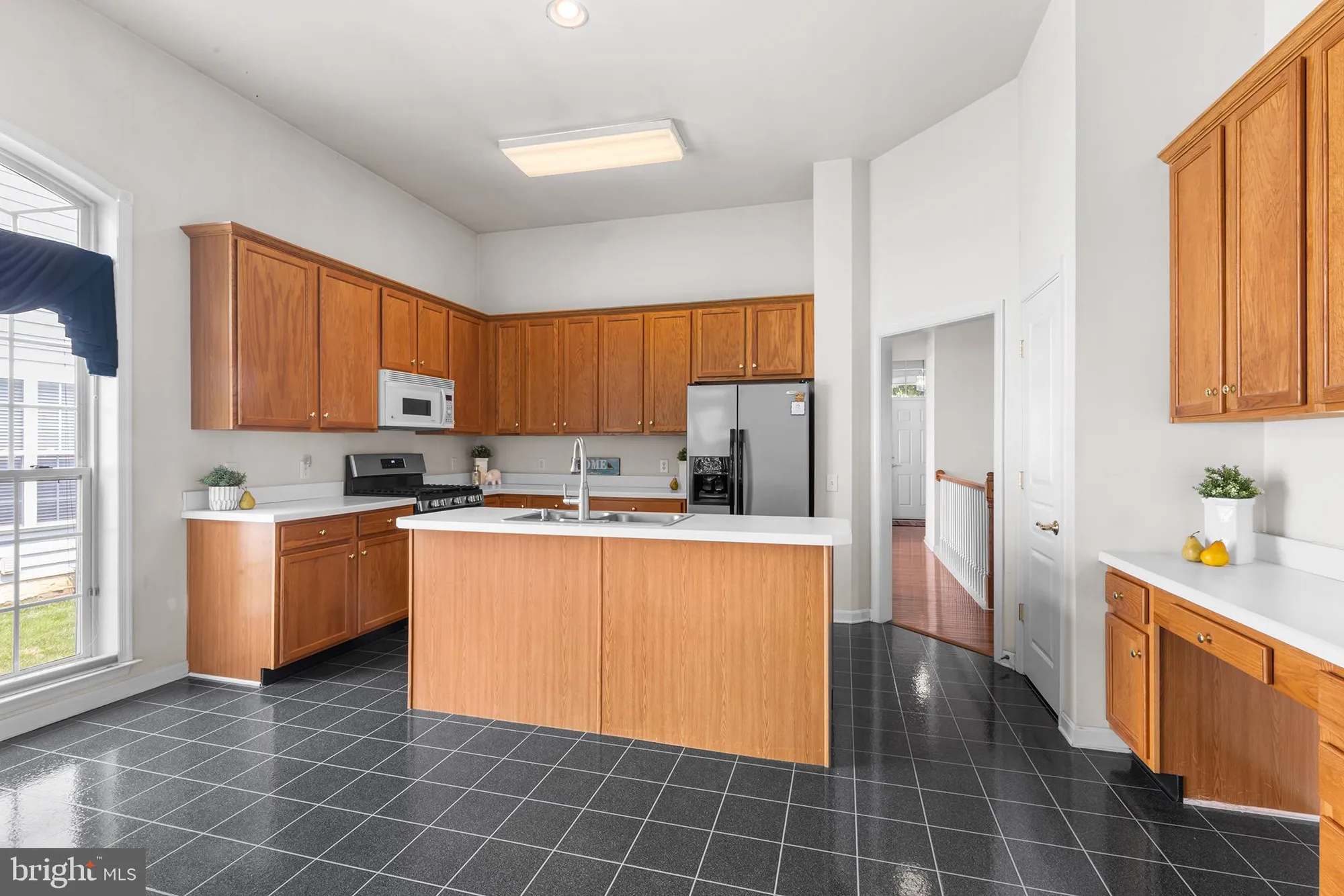 Property Slideshow image 8 of 26 | 119 violet dr, Kennett Square, PA, 19348