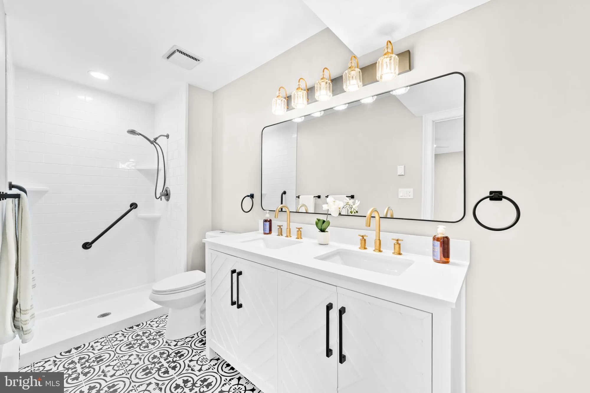 Property Slideshow image 14 of 30 | 442 dahlia plz a, Monroe Township, NJ, 08831