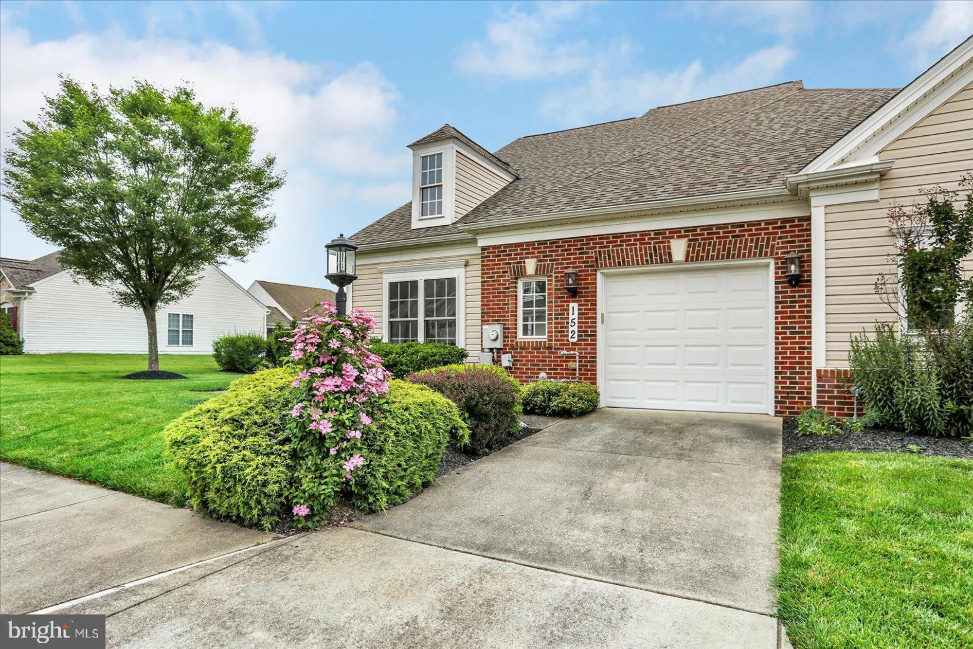 Property Slideshow image 3 of 39 | 152 saddletop dr # 354, Taneytown, MD, 21787