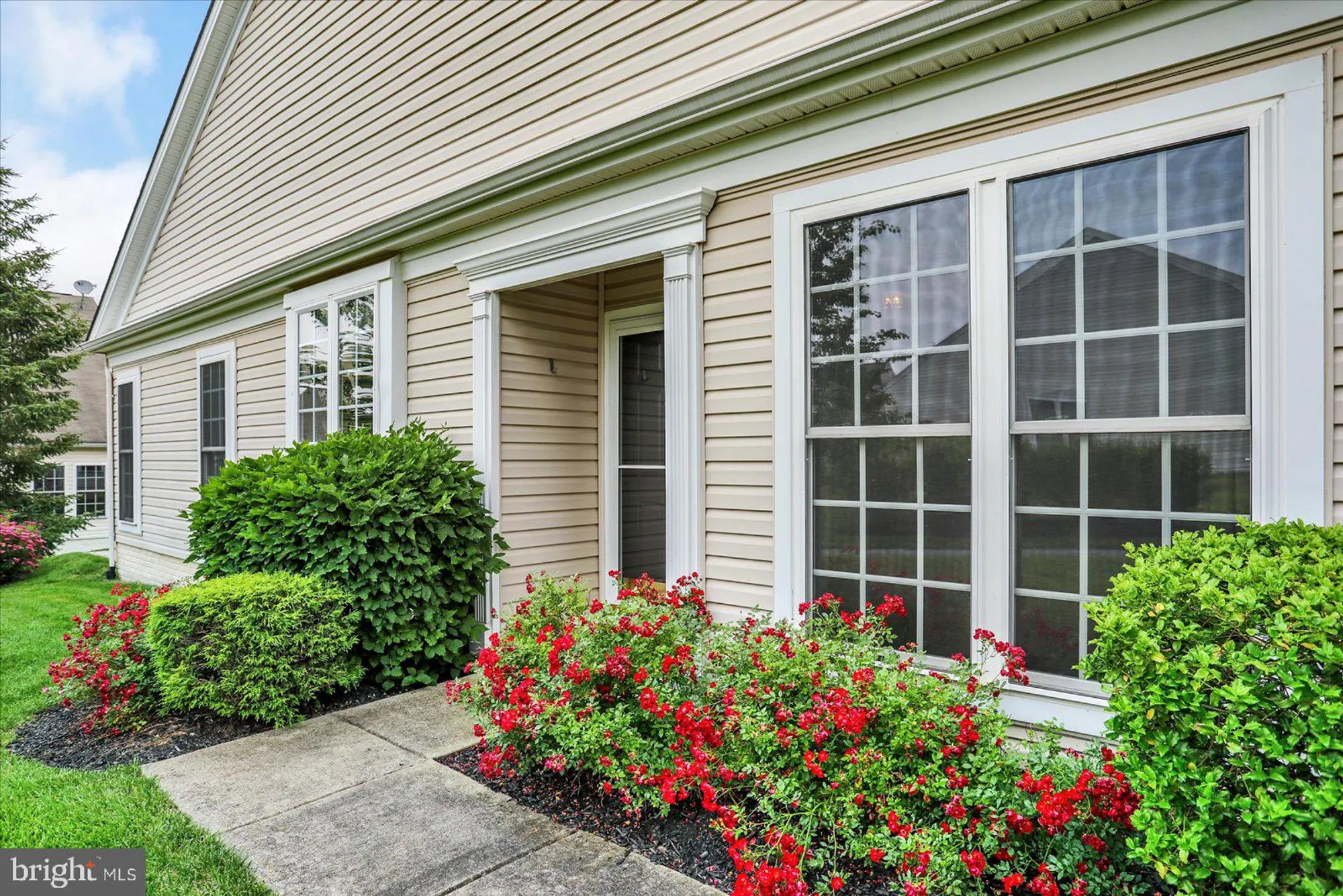 Property Slideshow image 5 of 39 | 152 saddletop dr # 354, Taneytown, MD, 21787