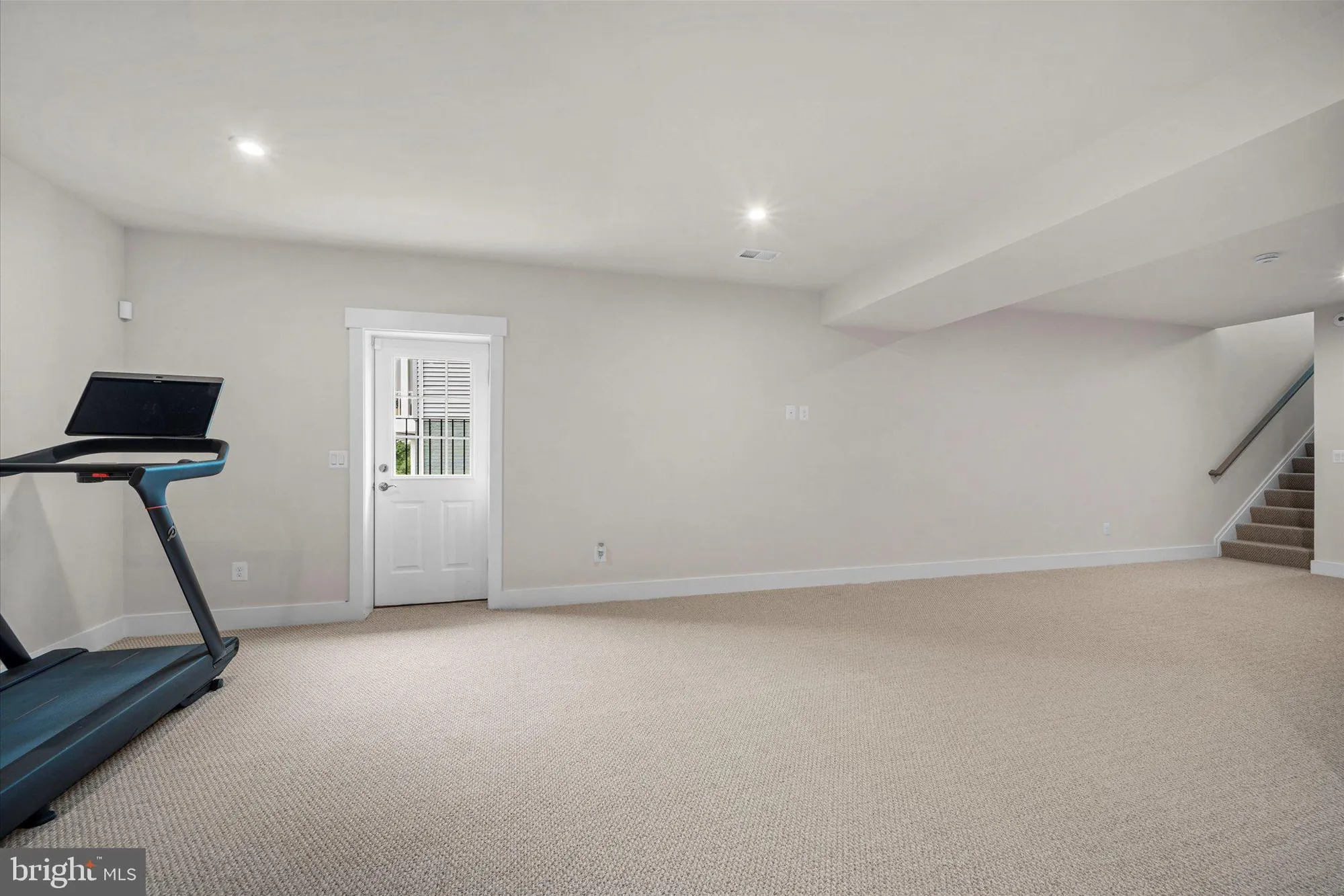 Property Slideshow image 34 of 60 | 43441 bettys farm dr, Chantilly, VA, 20152