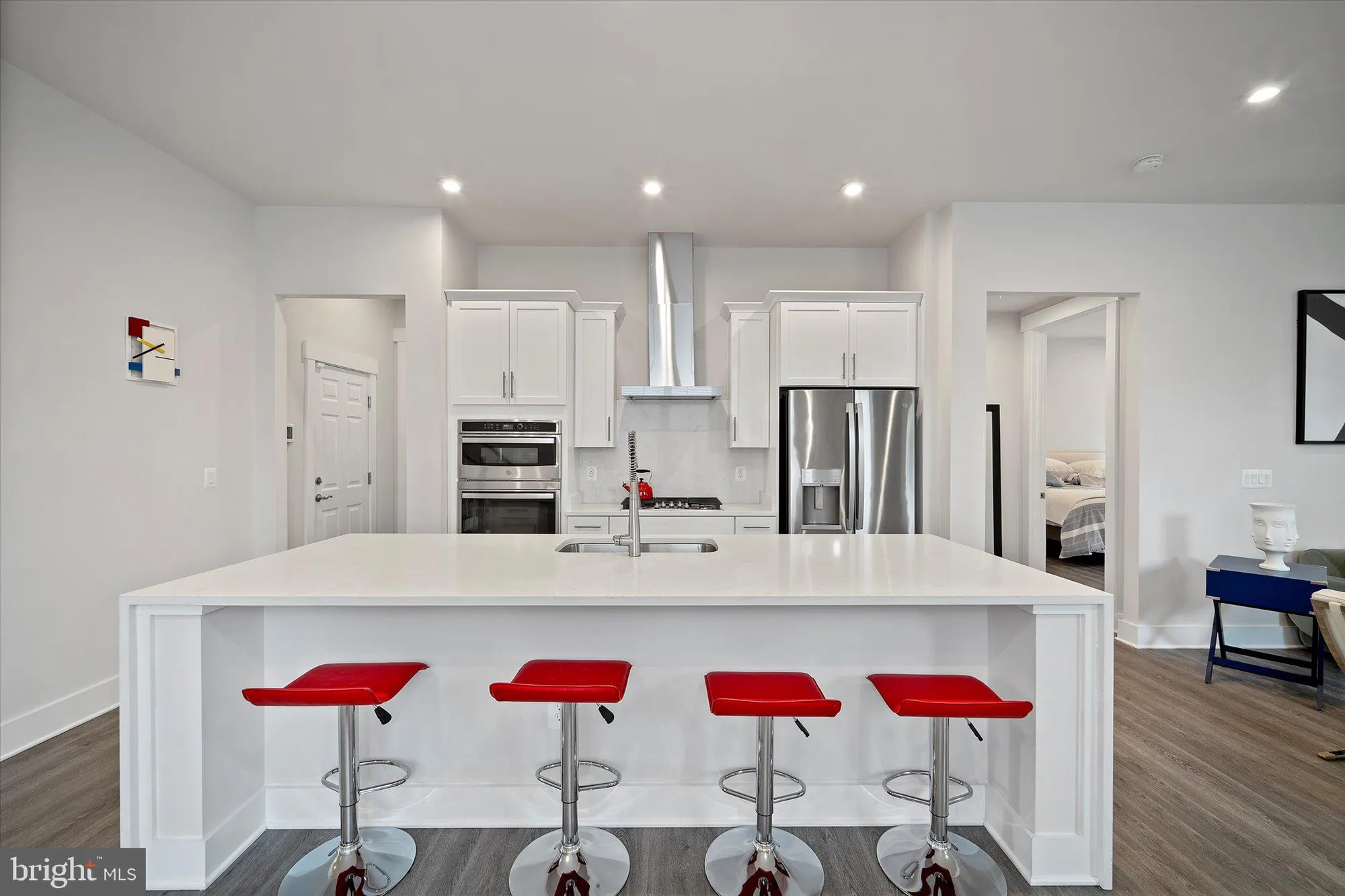 Property Slideshow image 8 of 60 | 43441 bettys farm dr, Chantilly, VA, 20152