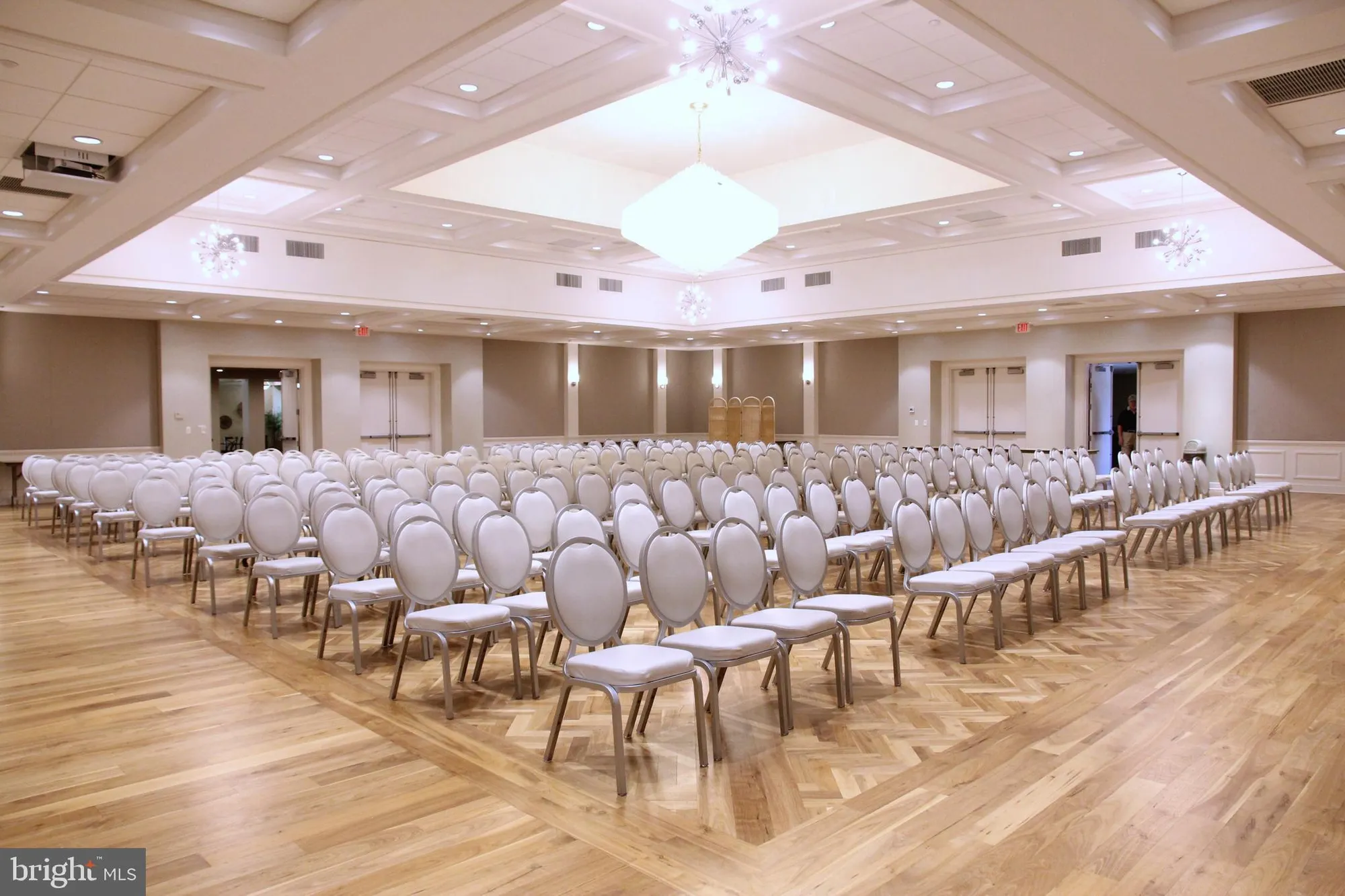 Property Slideshow image 40 of 44 | 15300 beaverbrook ct 88-2b, Silver Spring, MD, 20906