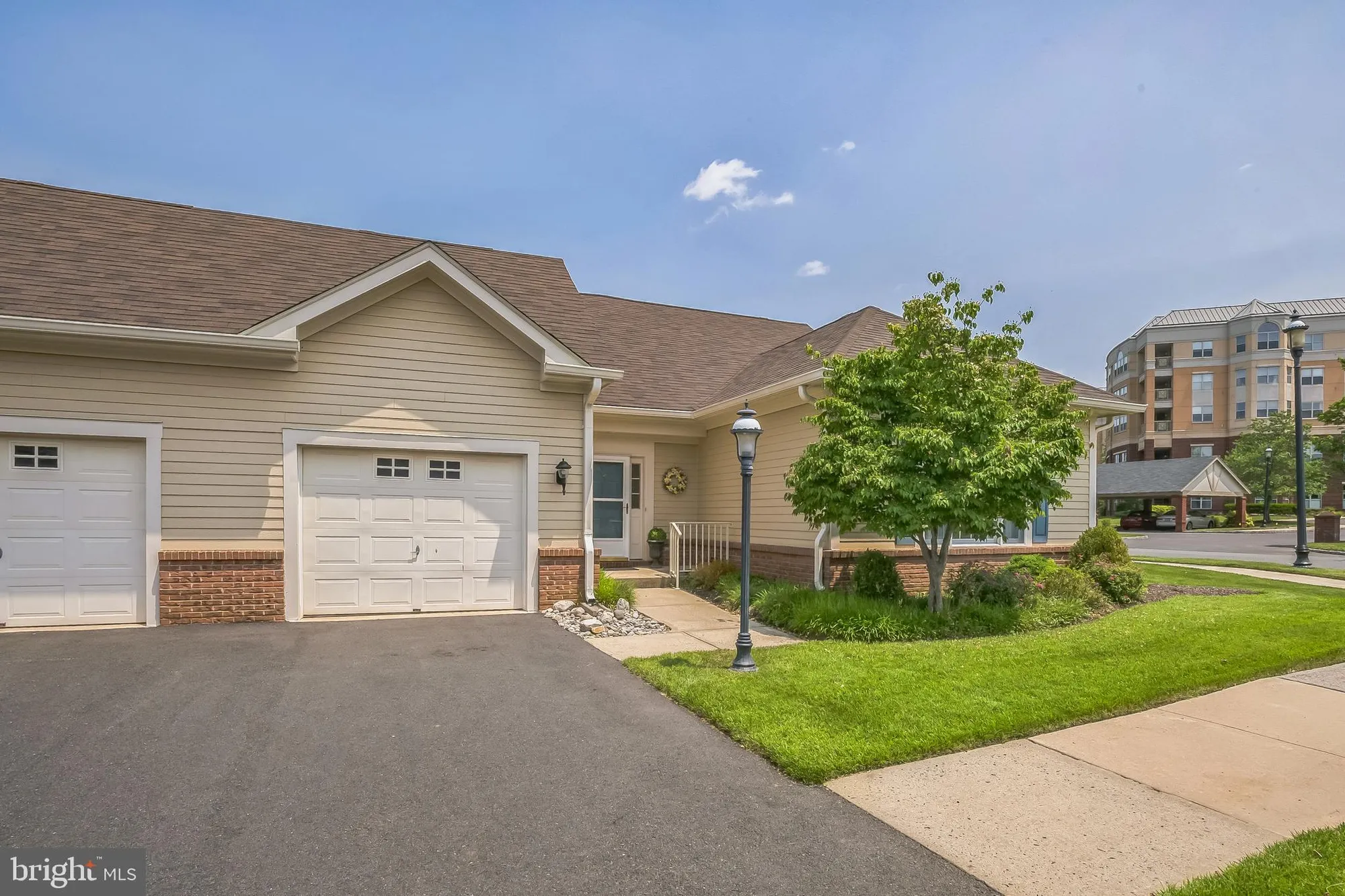 Property Slideshow image 6 of 32 | 1 hedge row rd, Princeton, NJ, 08540