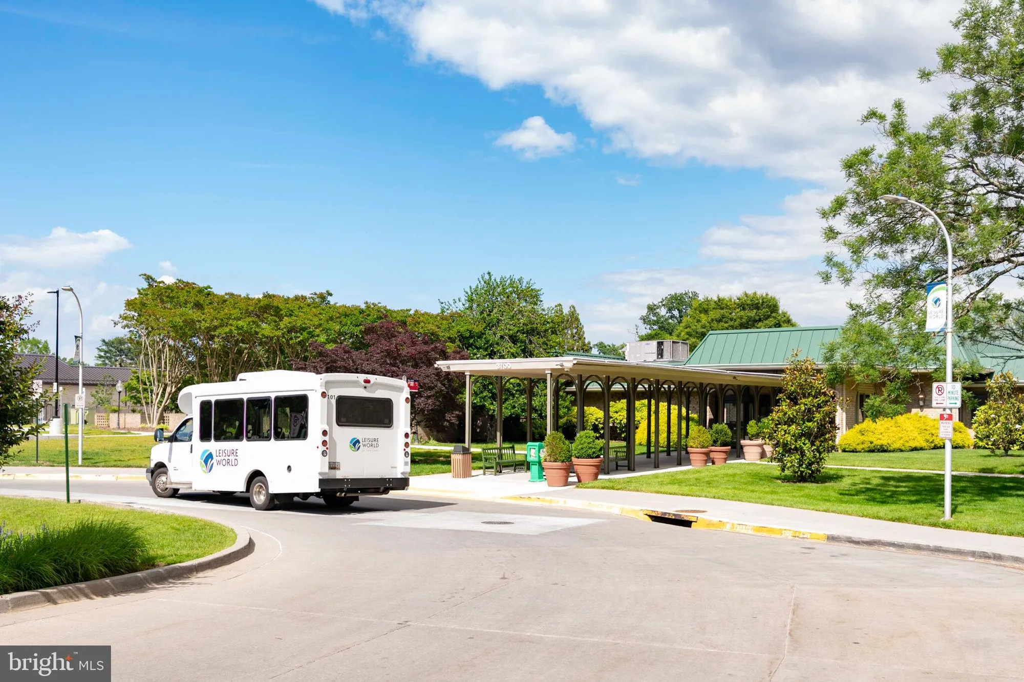 Property Slideshow image 26 of 32 | 3360 gleneagles dr 71-2b, Silver Spring, MD, 20906