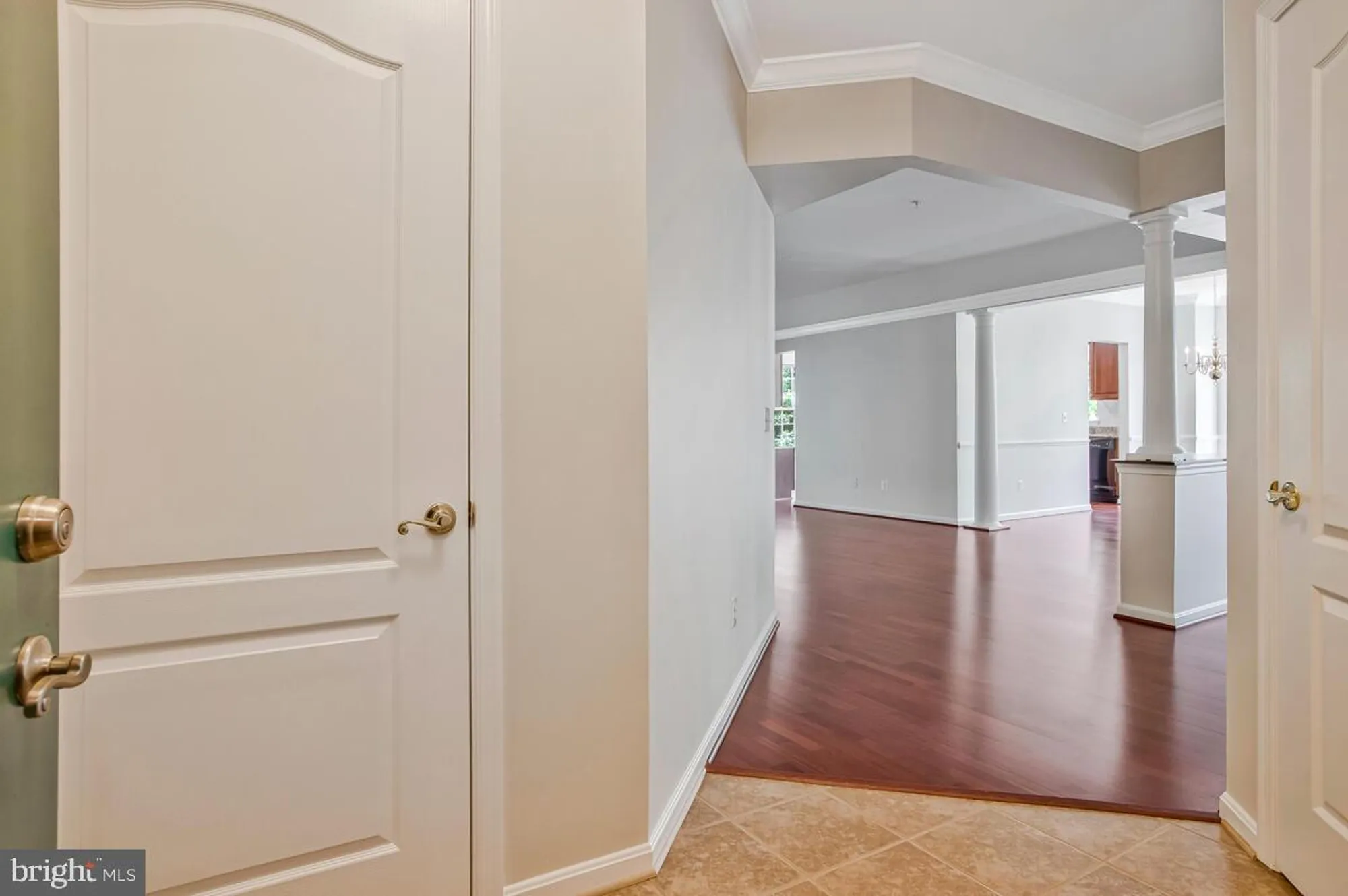 Property Slideshow image 5 of 62 | 7305 maplecrest rd 206, Elkridge, MD, 21075