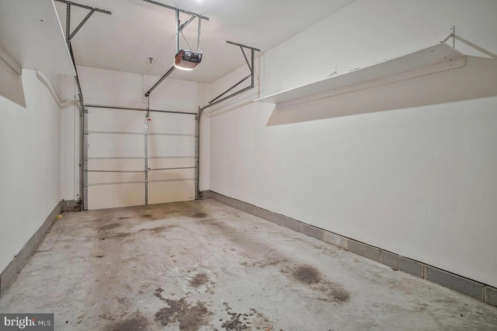 Property Slideshow image 31 of 62 | 7305 maplecrest rd 206, Elkridge, MD, 21075