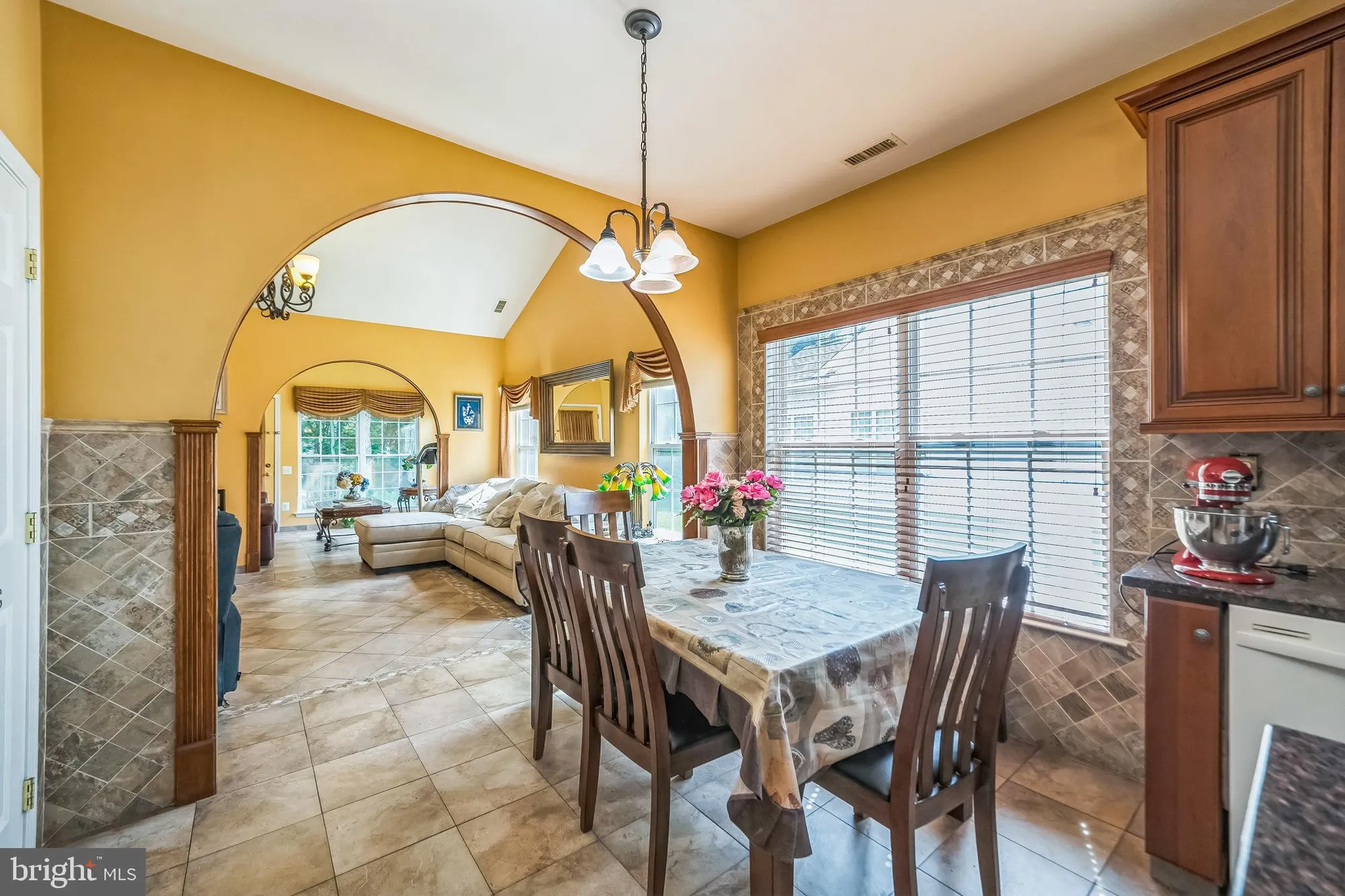 Property Slideshow image 14 of 39 | 15 kresson ct, Berlin, NJ, 08009