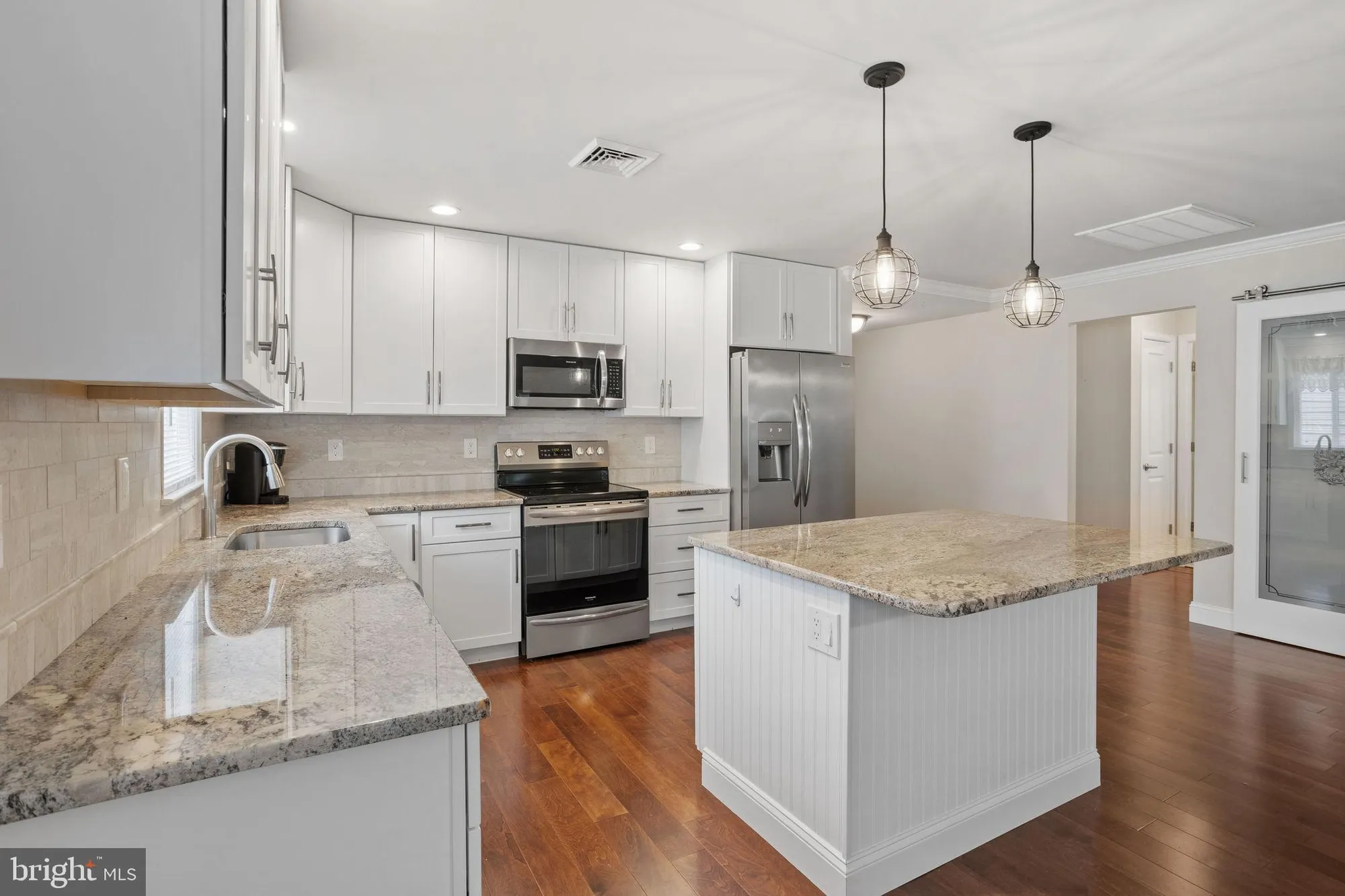 Property Slideshow image 9 of 29 | 107 buckingham dr, Southampton, NJ, 08088