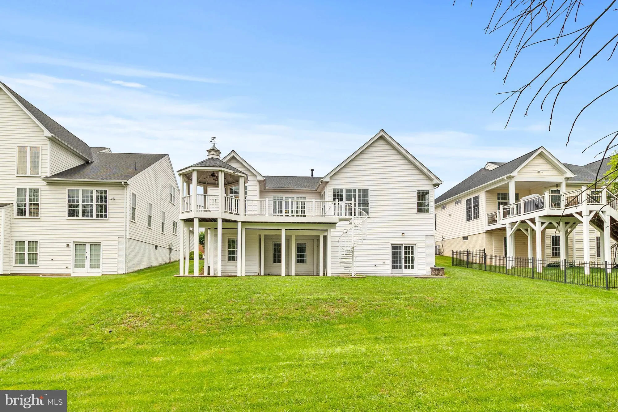 Property Slideshow image 44 of 57 | 15691 alderbrook dr, Haymarket, VA, 20169