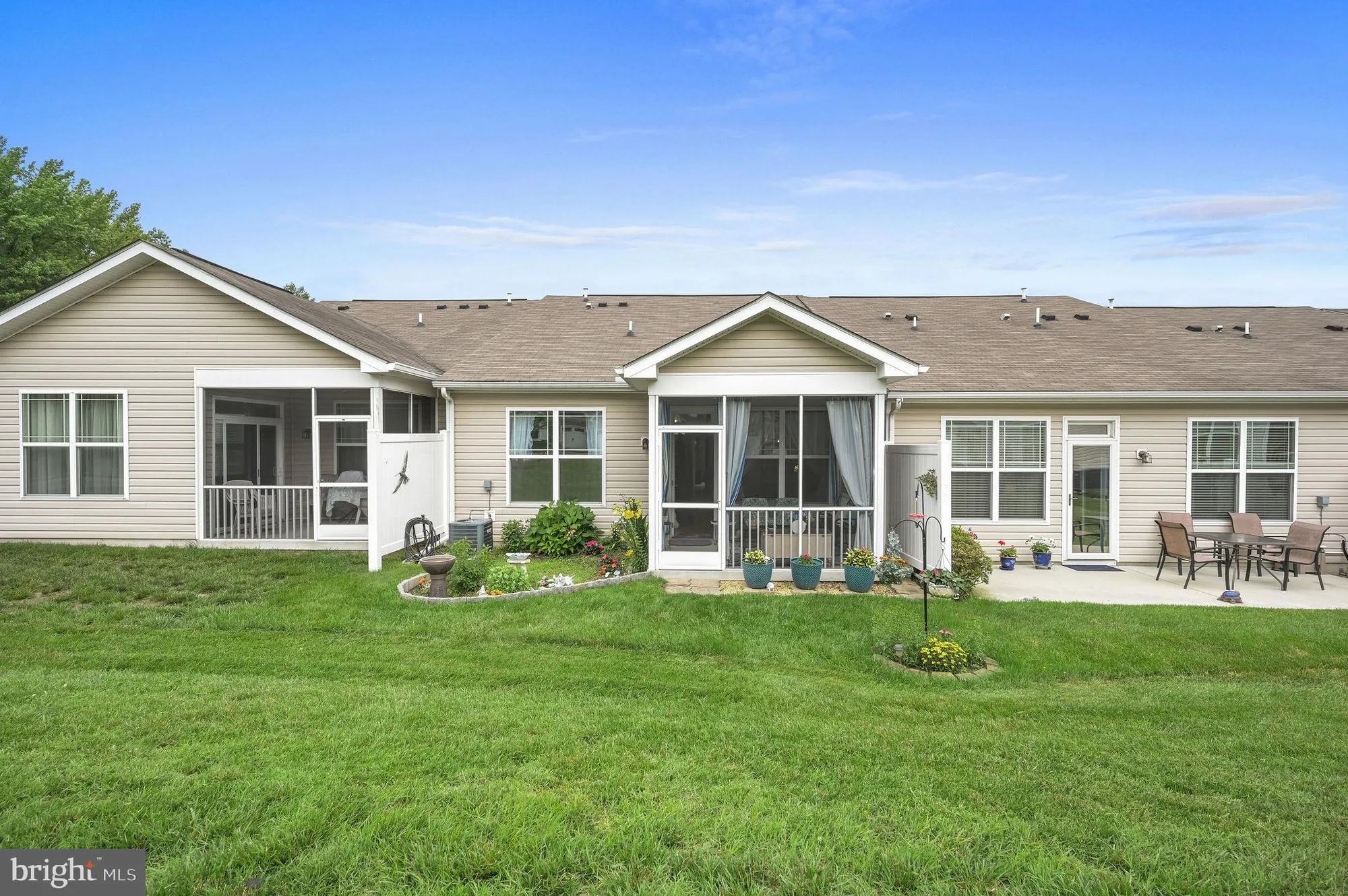 Property Slideshow image 2 of 30 | 147 candor ln, Dover, DE, 19901