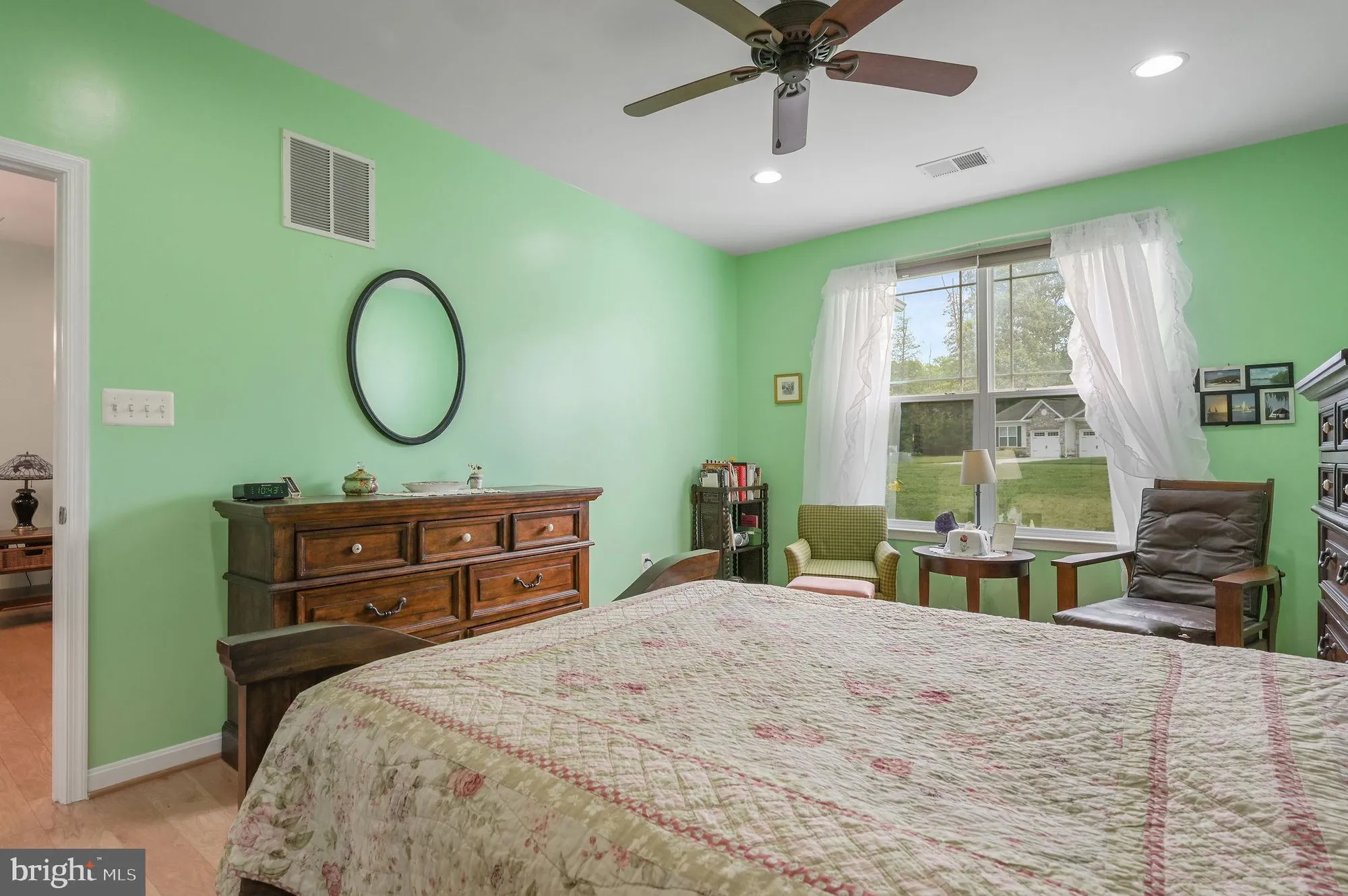 Property Slideshow image 18 of 30 | 147 candor ln, Dover, DE, 19901