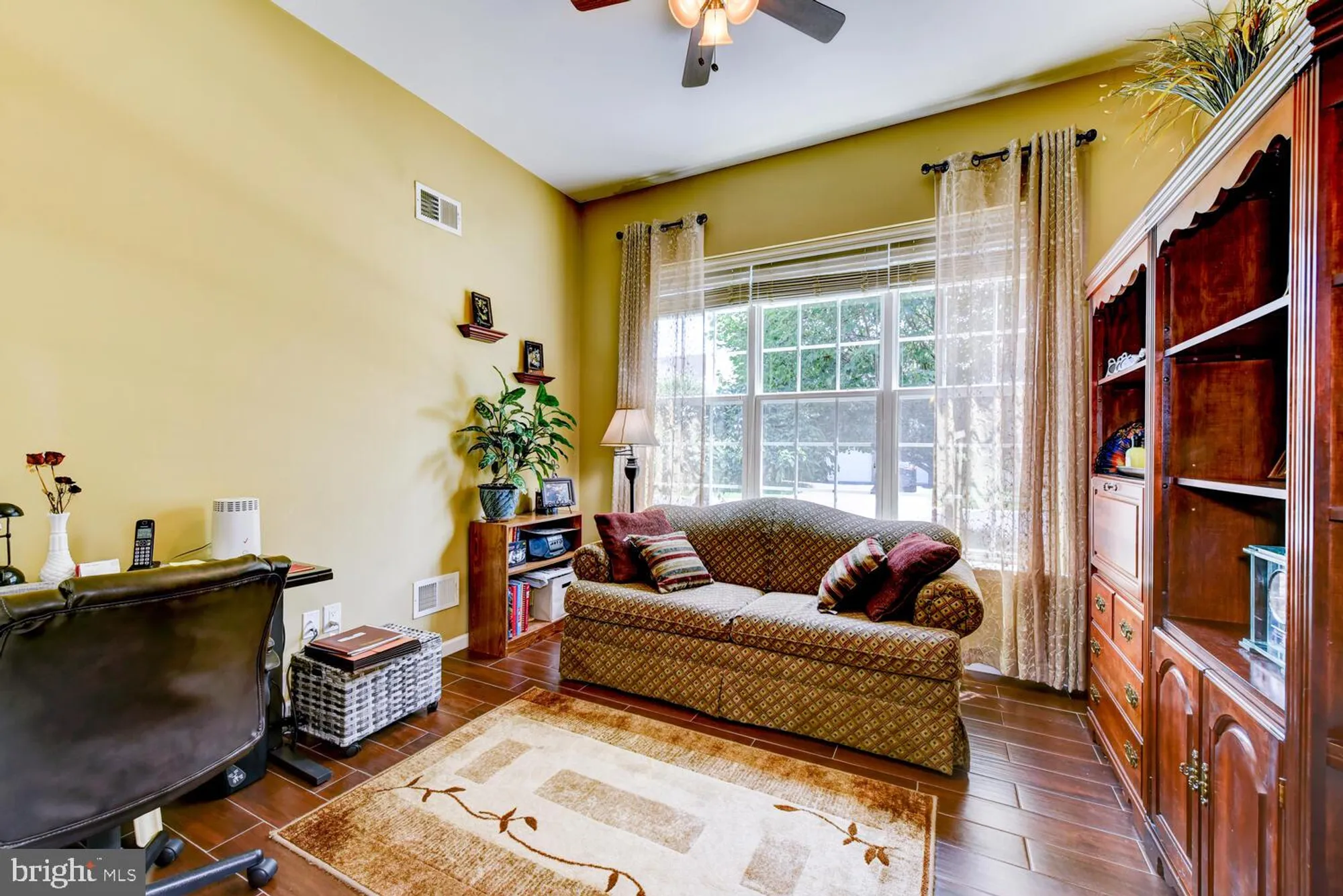 Property Slideshow image 8 of 68 | 118 andover dr, Kendall Park, NJ, 08824