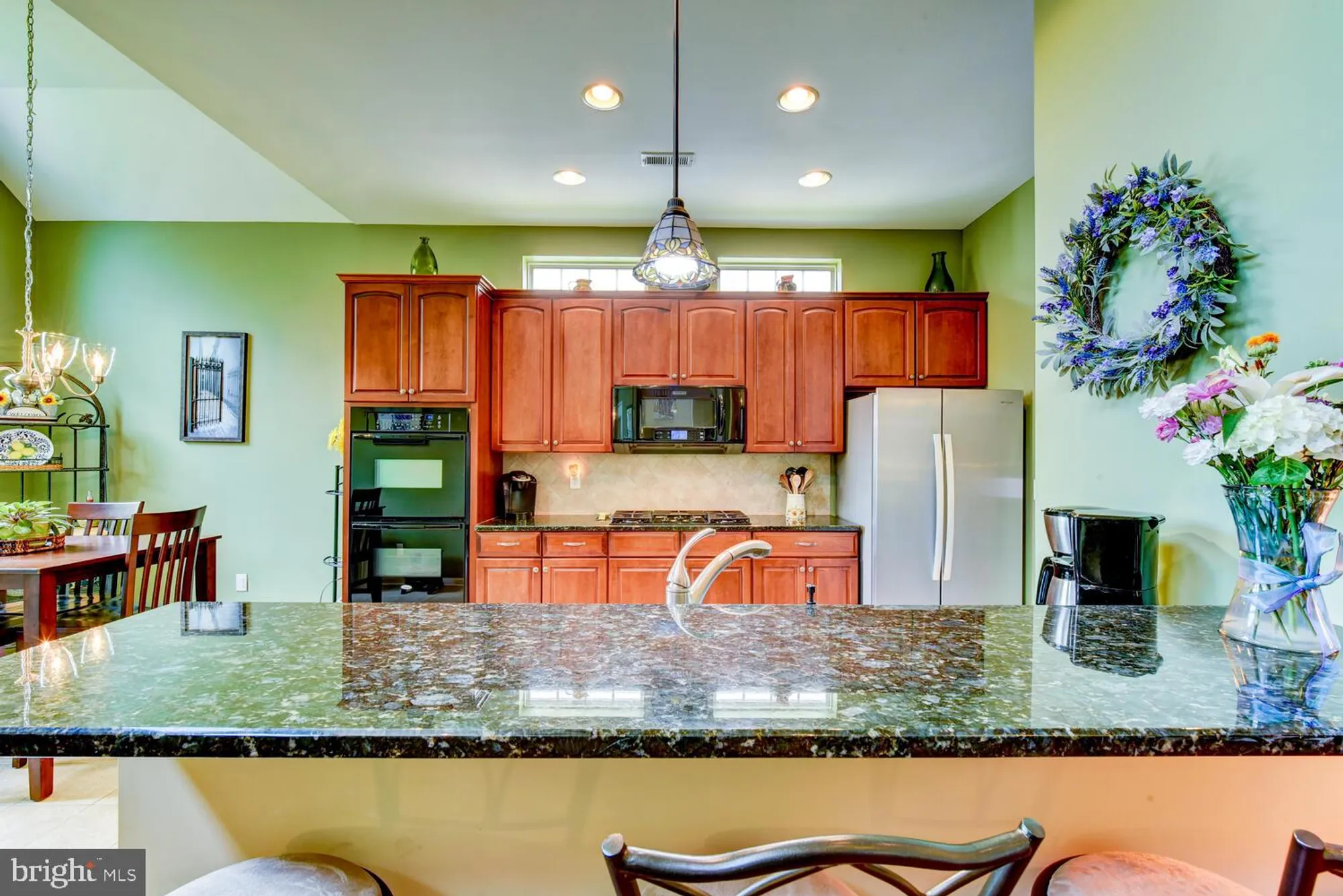 Property Slideshow image 28 of 68 | 118 andover dr, Kendall Park, NJ, 08824