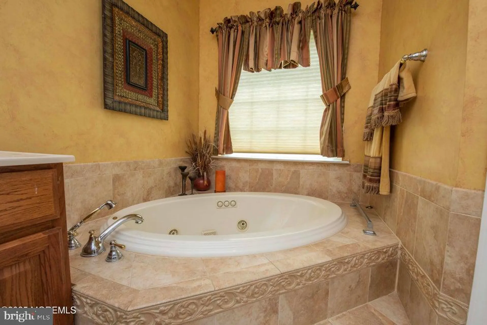 Property Slideshow image 50 of 98 | 221 valencia dr, Monroe Township, NJ, 08831