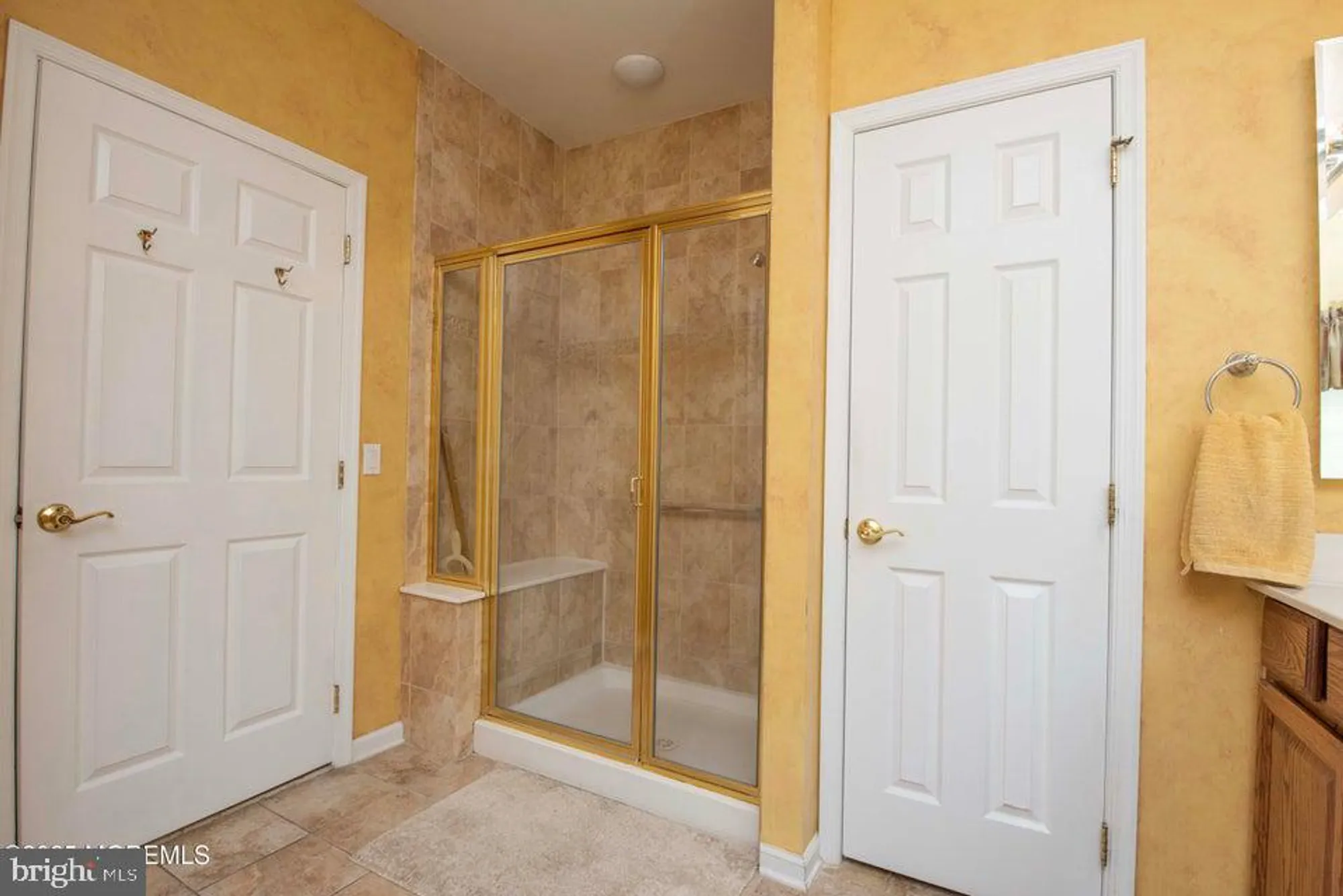 Property Slideshow image 53 of 98 | 221 valencia dr, Monroe Township, NJ, 08831