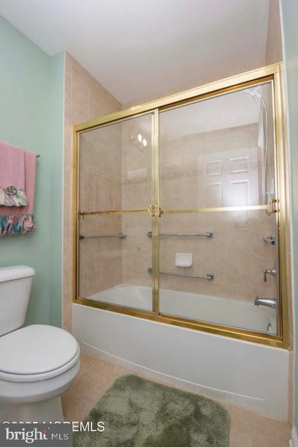 Property Slideshow image 69 of 98 | 221 valencia dr, Monroe Township, NJ, 08831