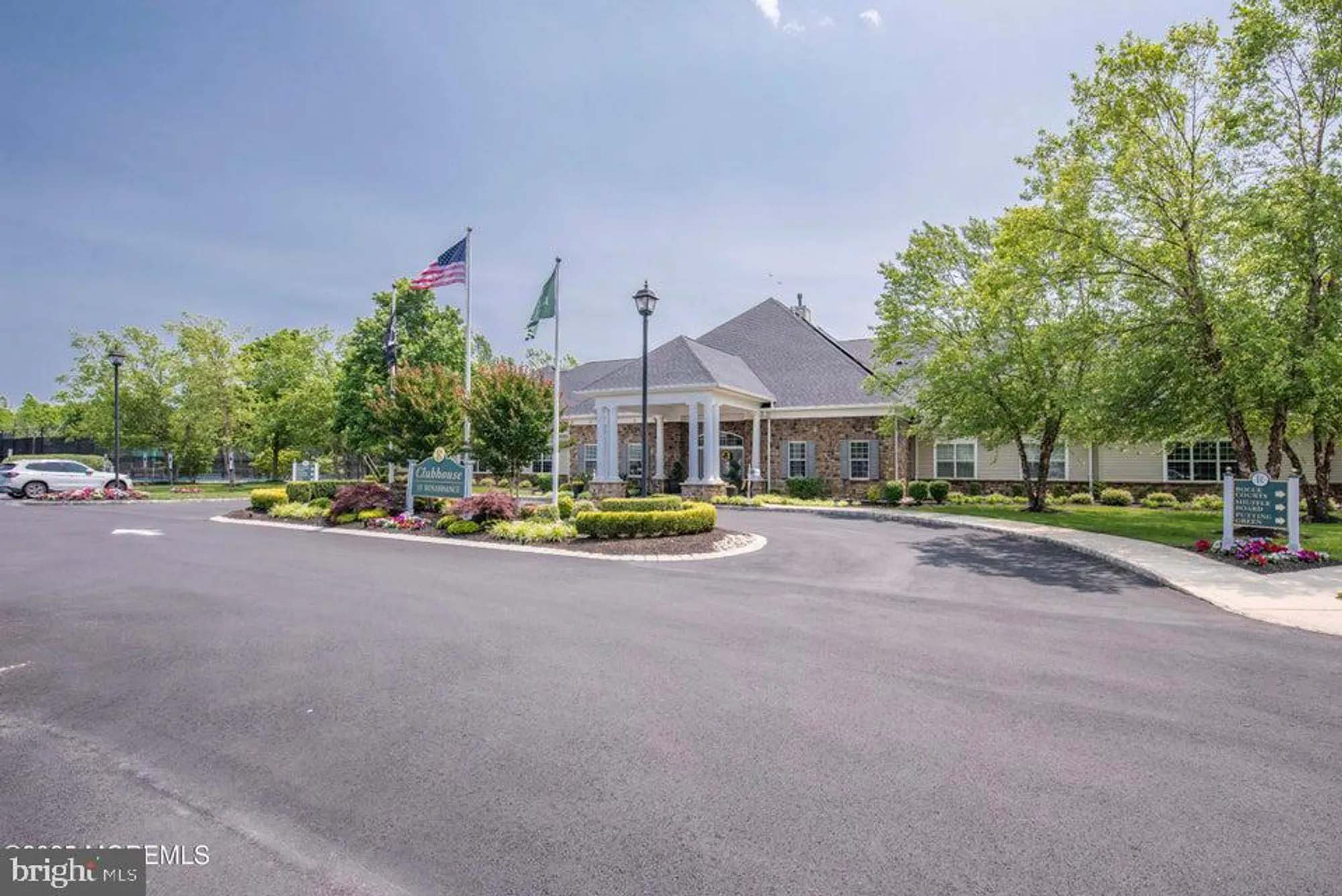 Property Slideshow image 78 of 98 | 221 valencia dr, Monroe Township, NJ, 08831