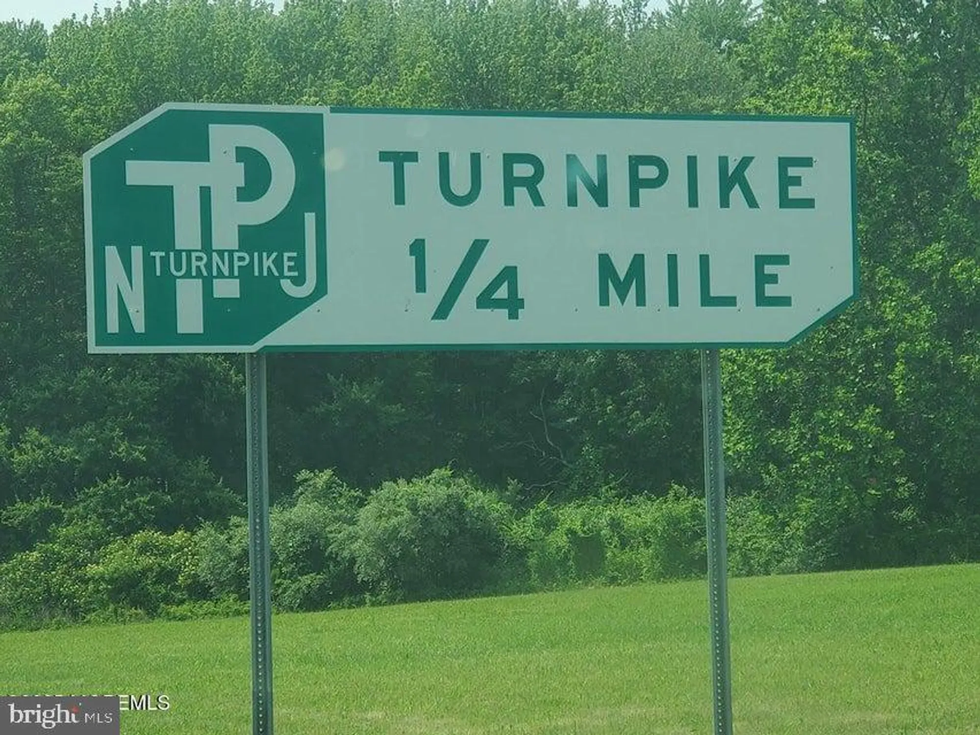 Property Slideshow image 97 of 98 | 221 valencia dr, Monroe Township, NJ, 08831