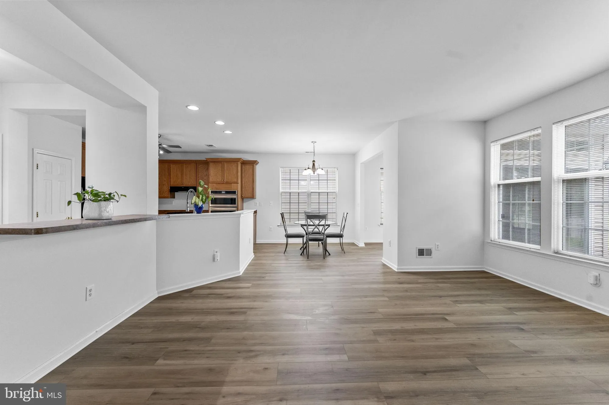 Property Slideshow image 4 of 39 | 4 brakeman ct, Hightstown, NJ, 08520