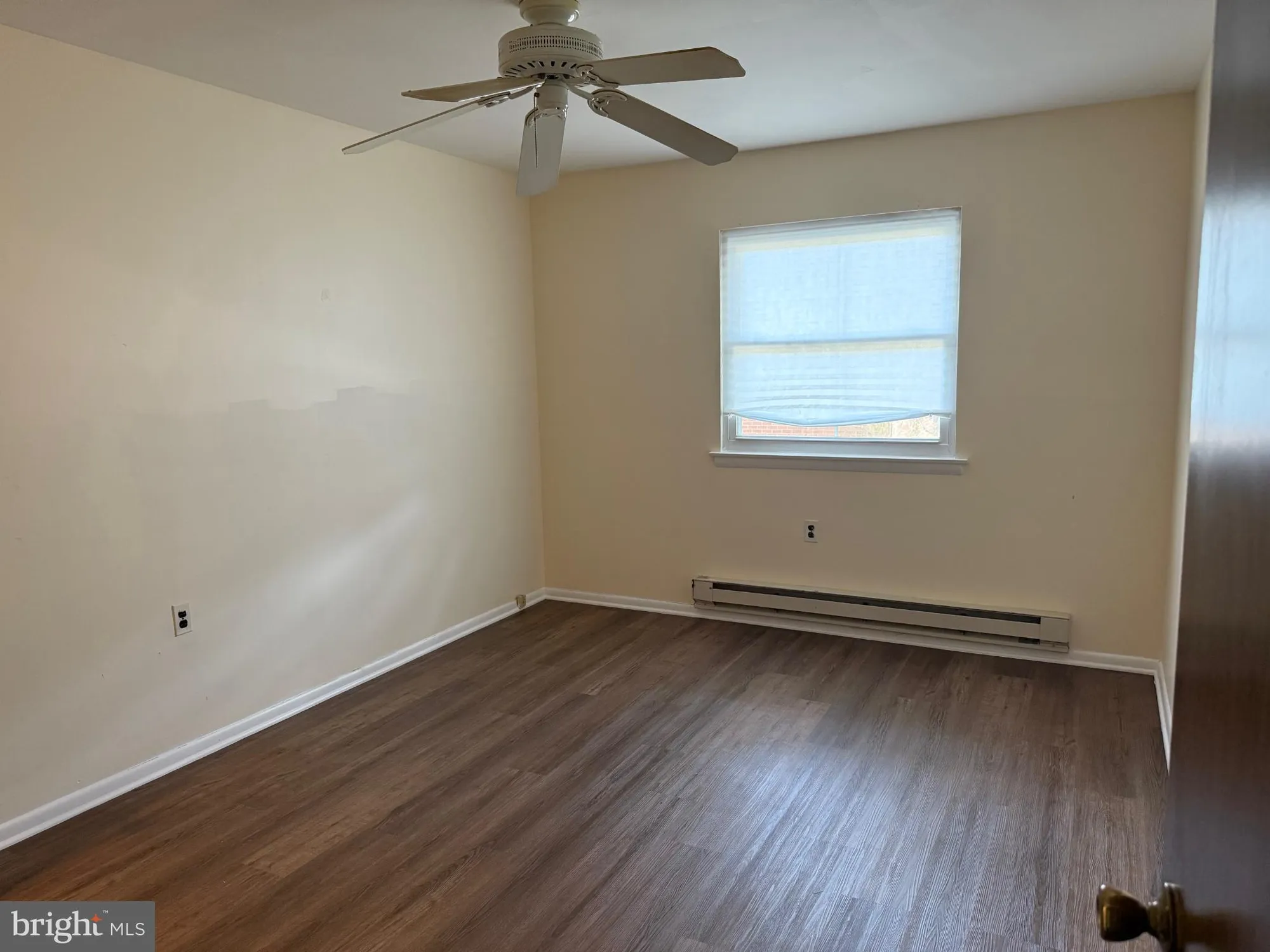 Property Slideshow image 3 of 21 | 768d hudson pkwy, Whiting, NJ, 08759