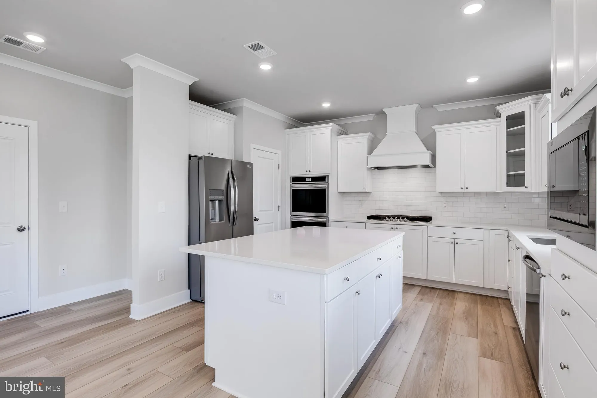 Property Slideshow image 11 of 42 | 211 mariners cir, Milton, DE, 19968