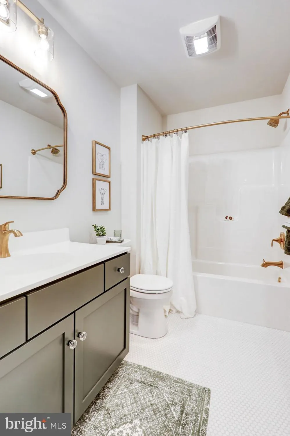 Property Slideshow image 18 of 25 | 102 village dr, Millersville, PA, 17551