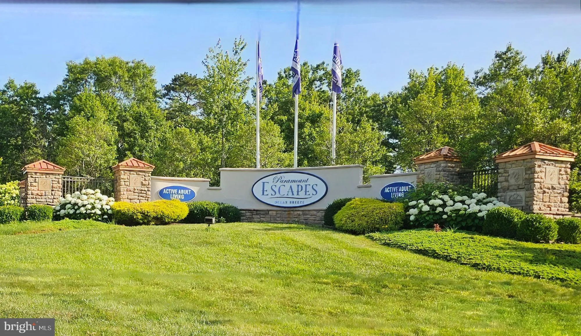 Property Slideshow image 26 of 33 | 7 honeysuckle dr, Manahawkin, NJ, 08050