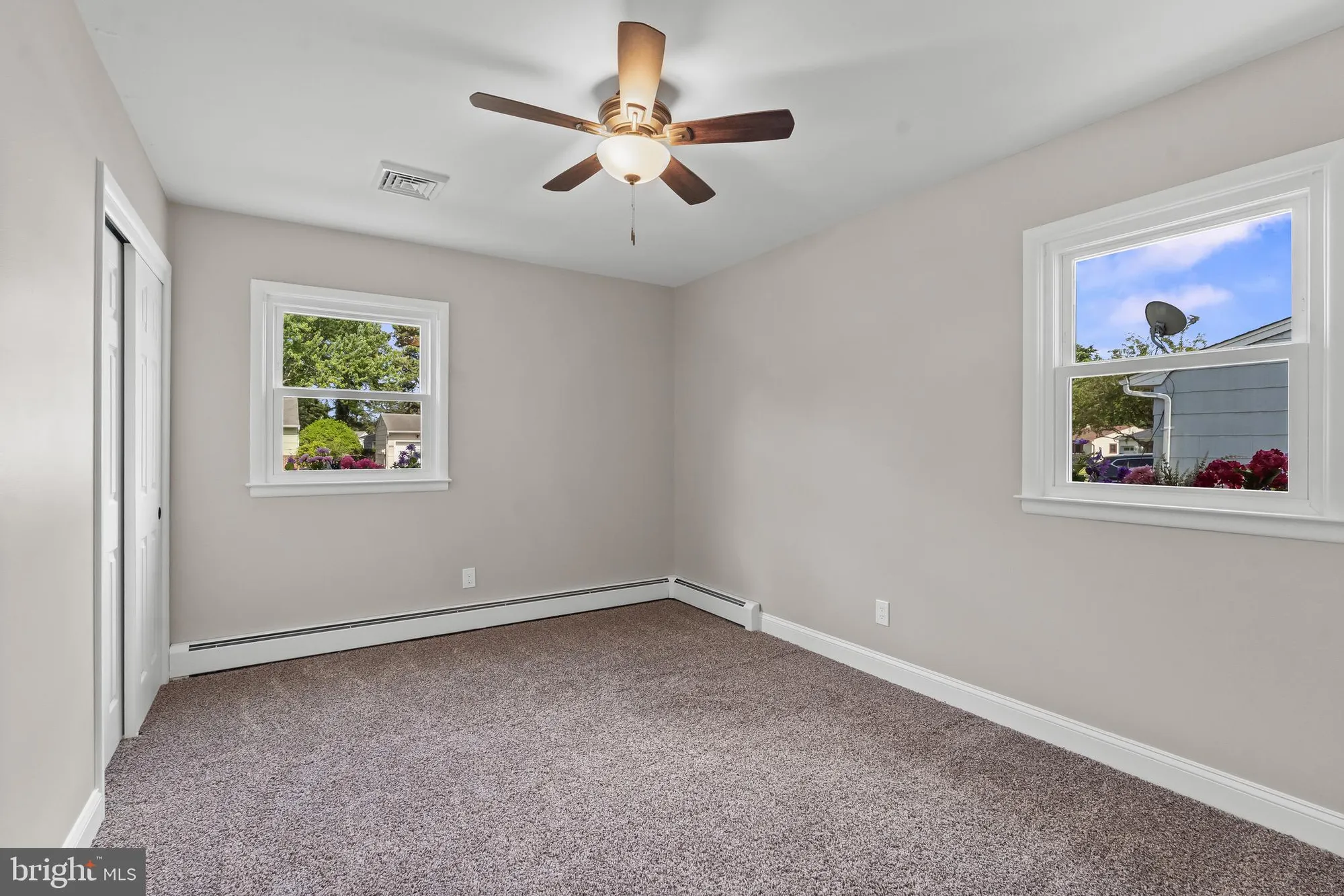Property Slideshow image 19 of 23 | 15 brian ct, Toms River, NJ, 08757