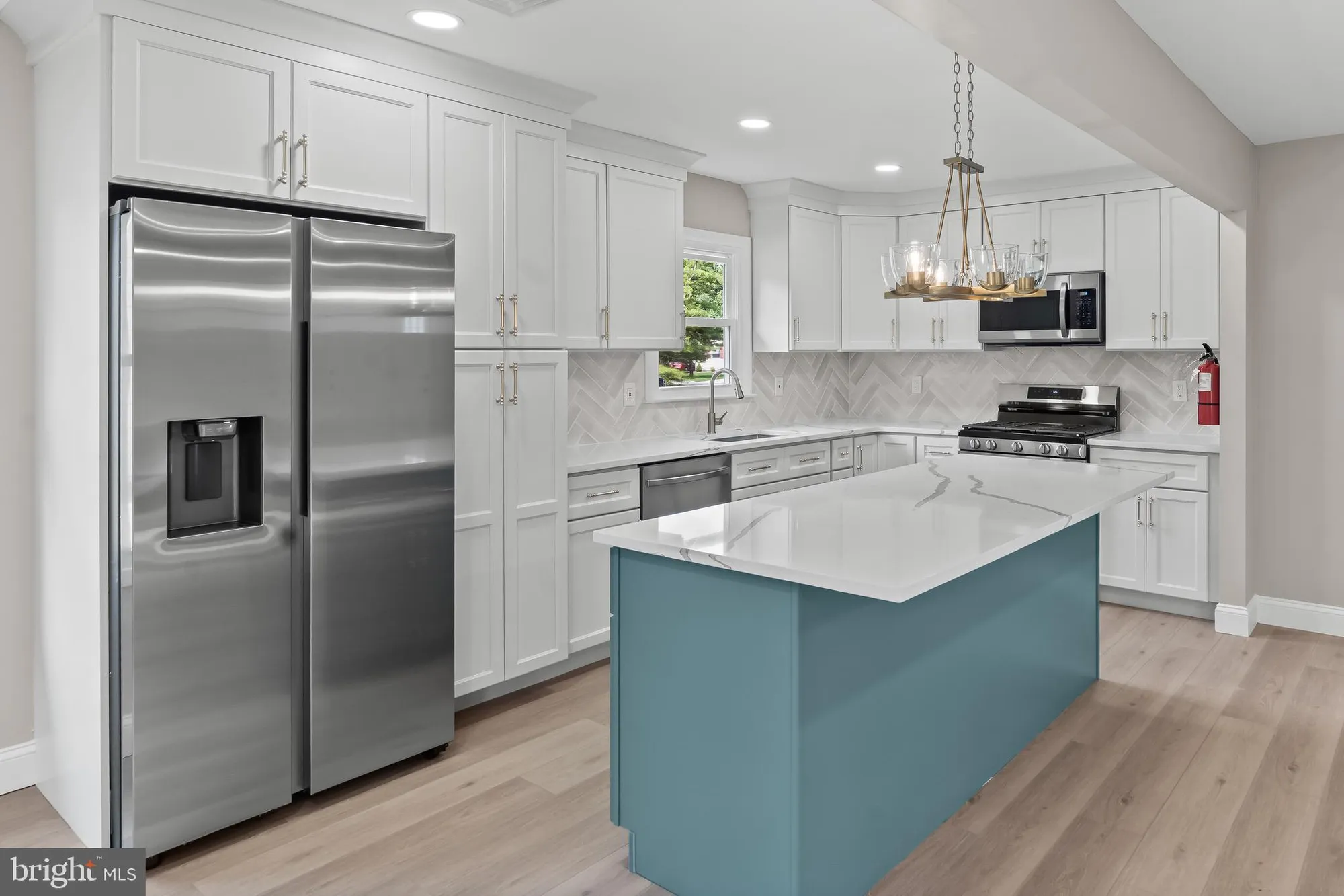 Property Slideshow image 16 of 23 | 15 brian ct, Toms River, NJ, 08757