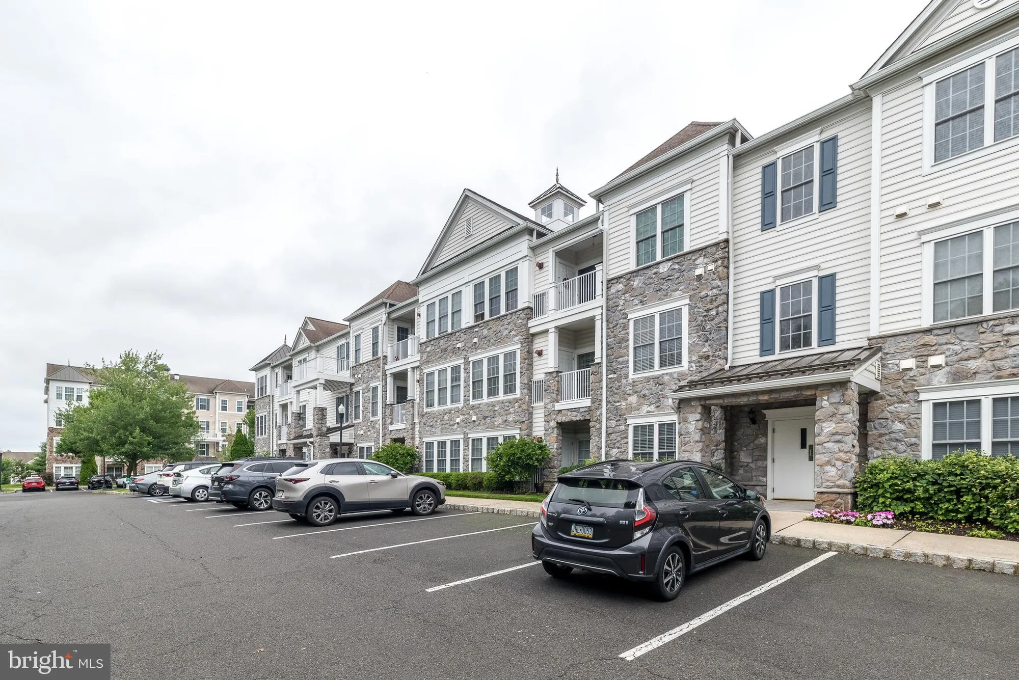 Property Slideshow image 3 of 42 | 4104 lilac ct, Upper Gwynedd, PA, 19446