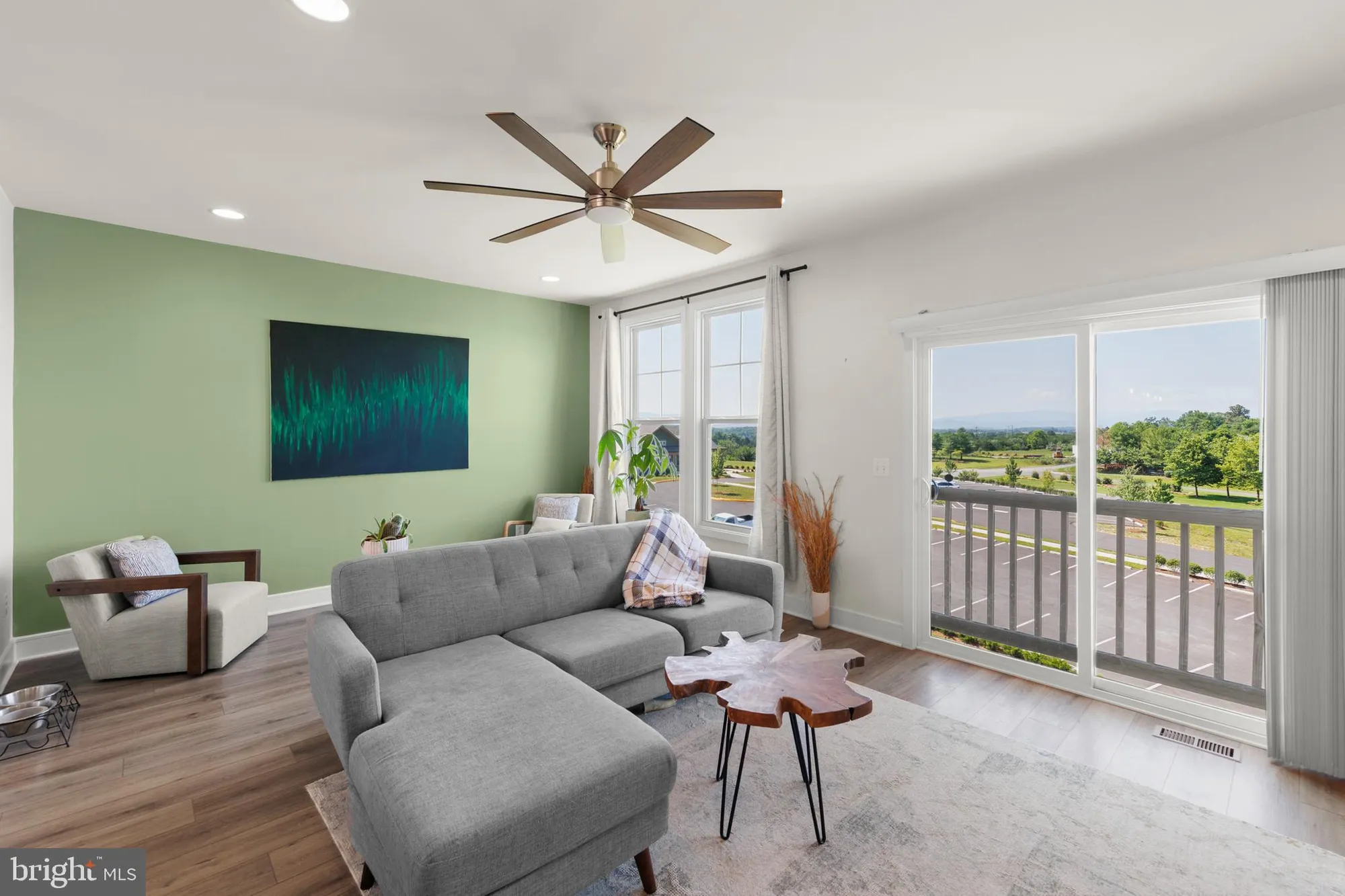 Property Slideshow image 7 of 29 | 102 phacelia way, Lake Frederick, VA, 22630