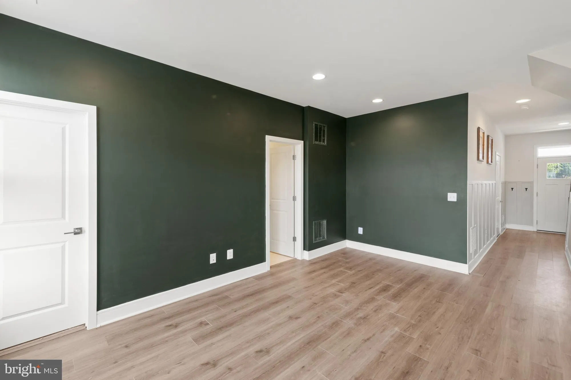 Property Slideshow image 5 of 29 | 102 phacelia way, Lake Frederick, VA, 22630