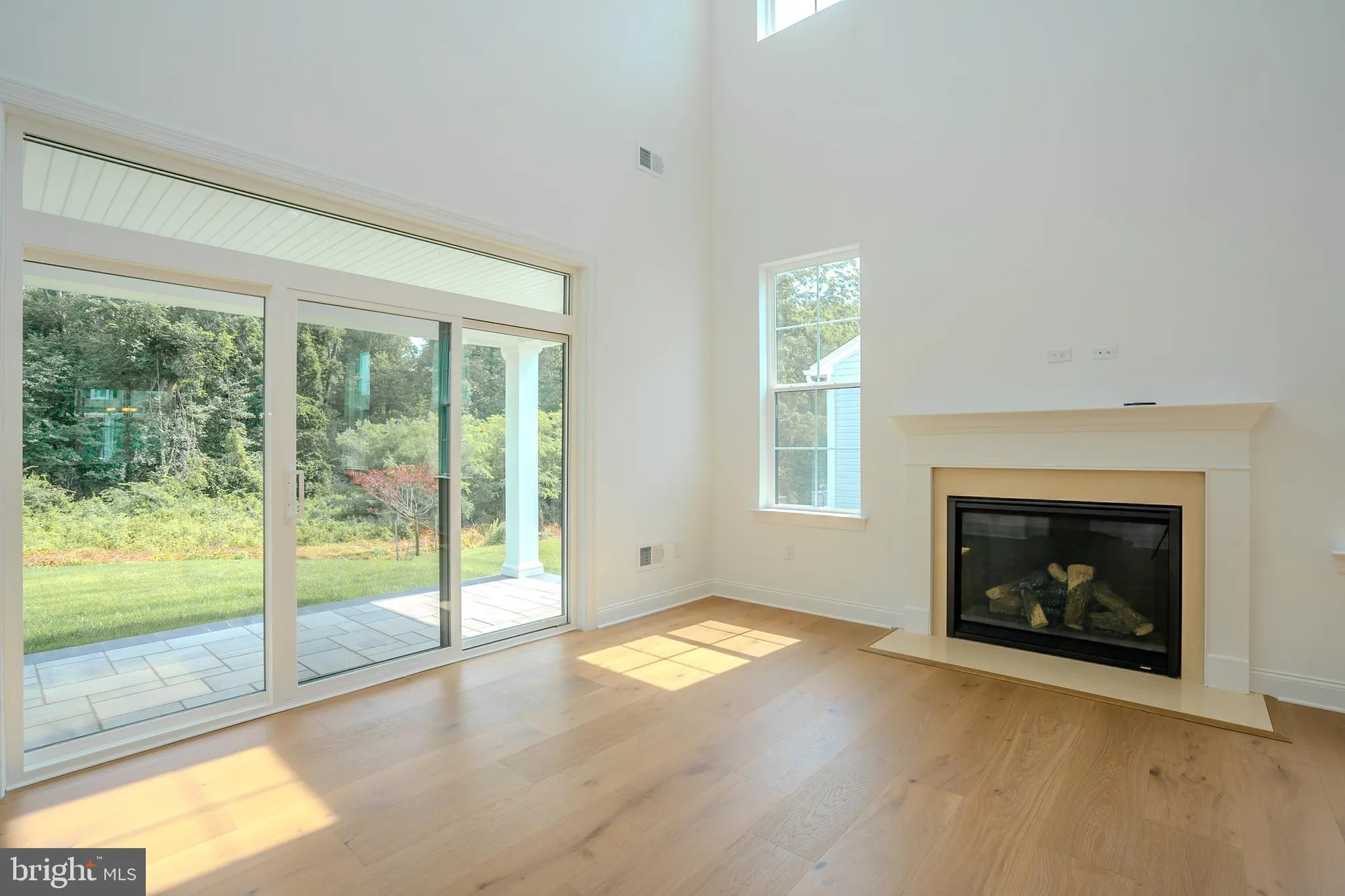 Property Slideshow image 19 of 38 | 15 ashlynn ct, Englishtown, NJ, 07726