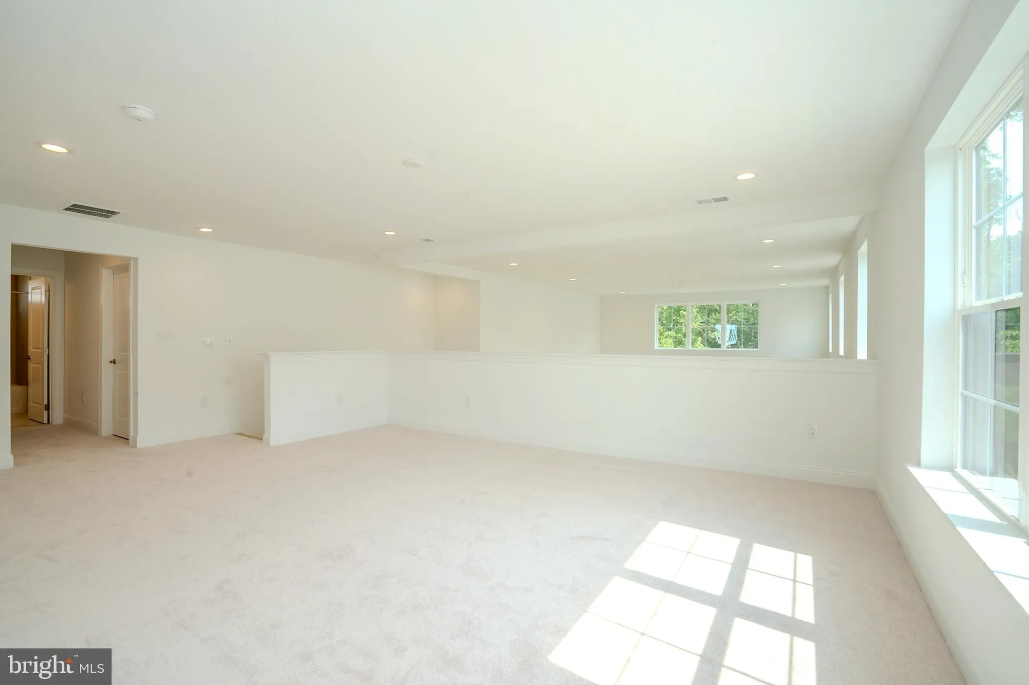 Property Slideshow image 31 of 38 | 15 ashlynn ct, Englishtown, NJ, 07726