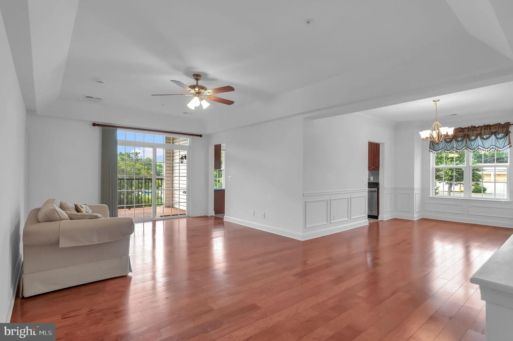 Property Slideshow image 8 of 33 | 10273 fountain cir 306, Manassas, VA, 20110